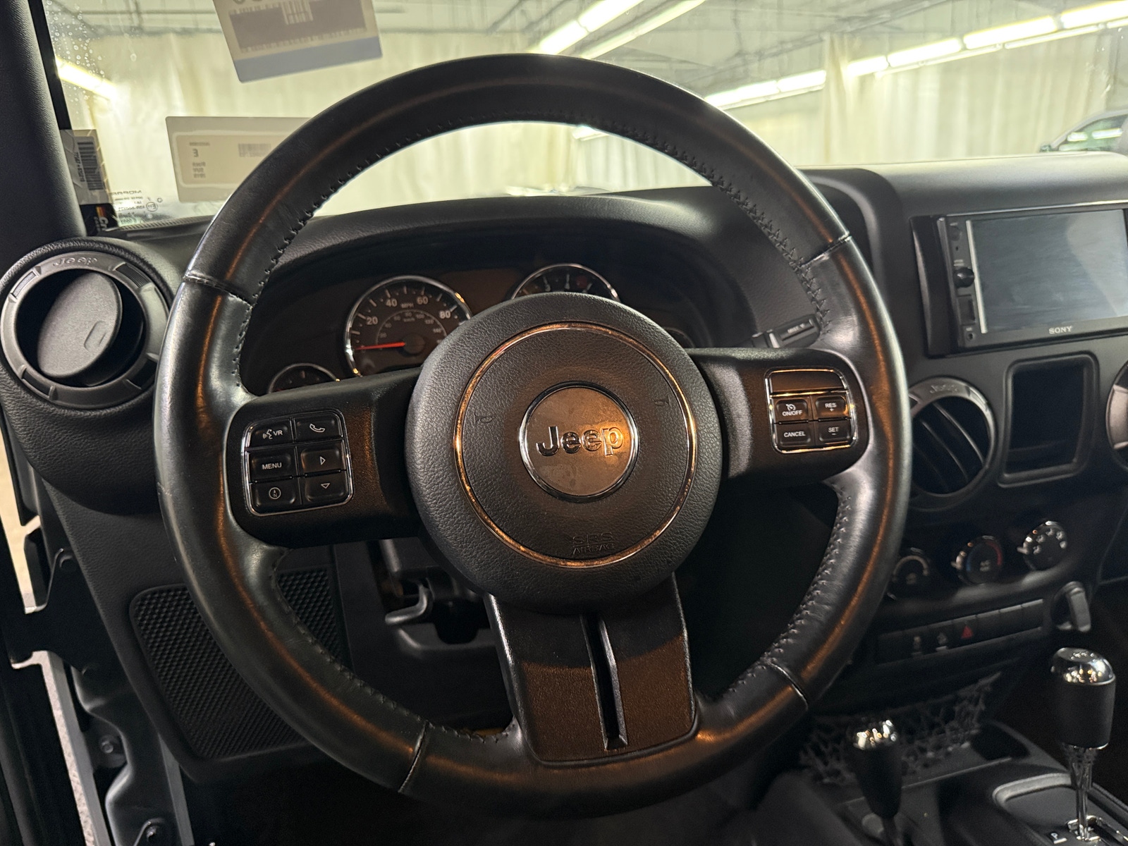 Thumbnail: 2015 Jeep Wrangler - 5
