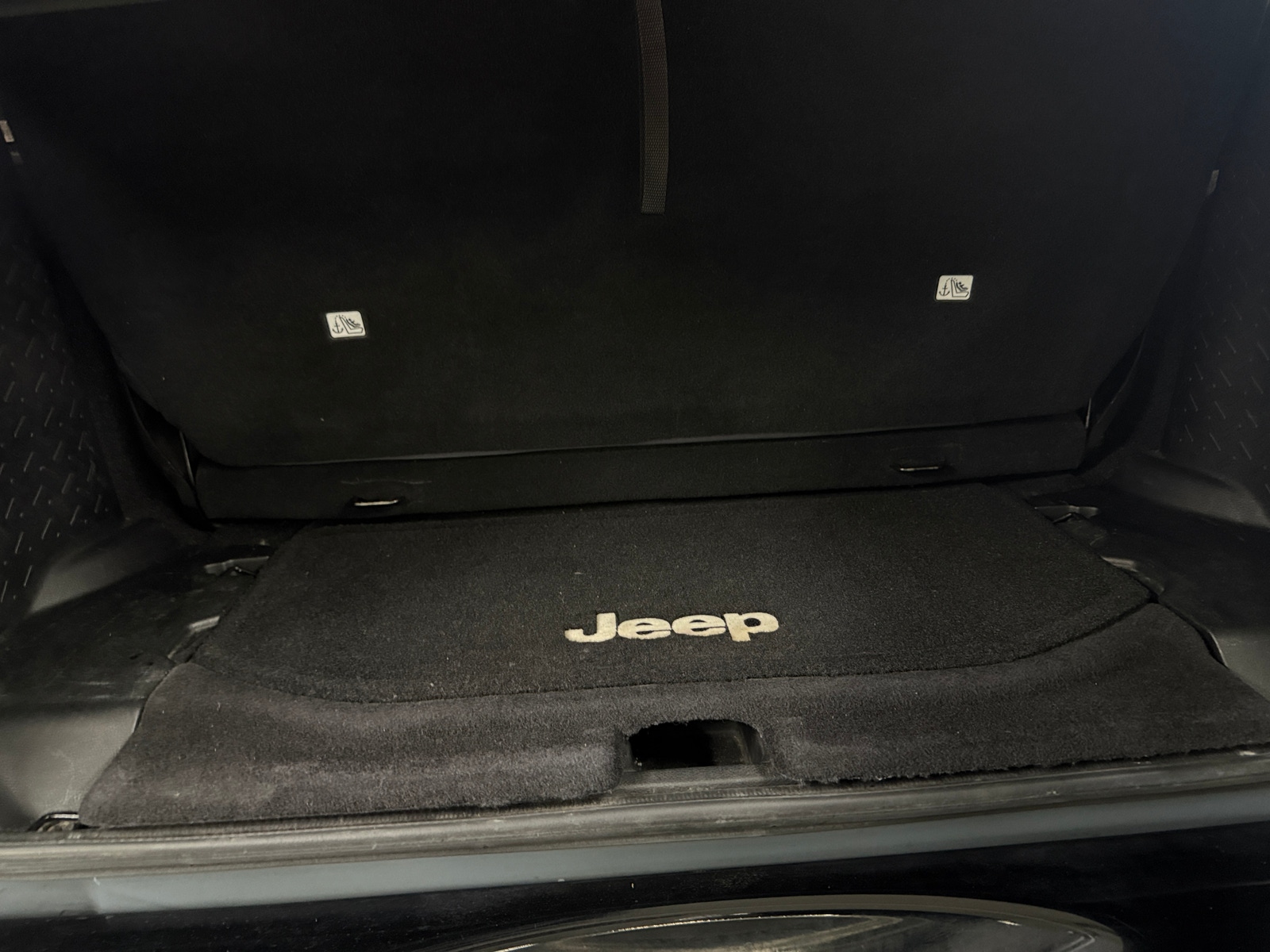 Thumbnail: 2015 Jeep Wrangler - 7
