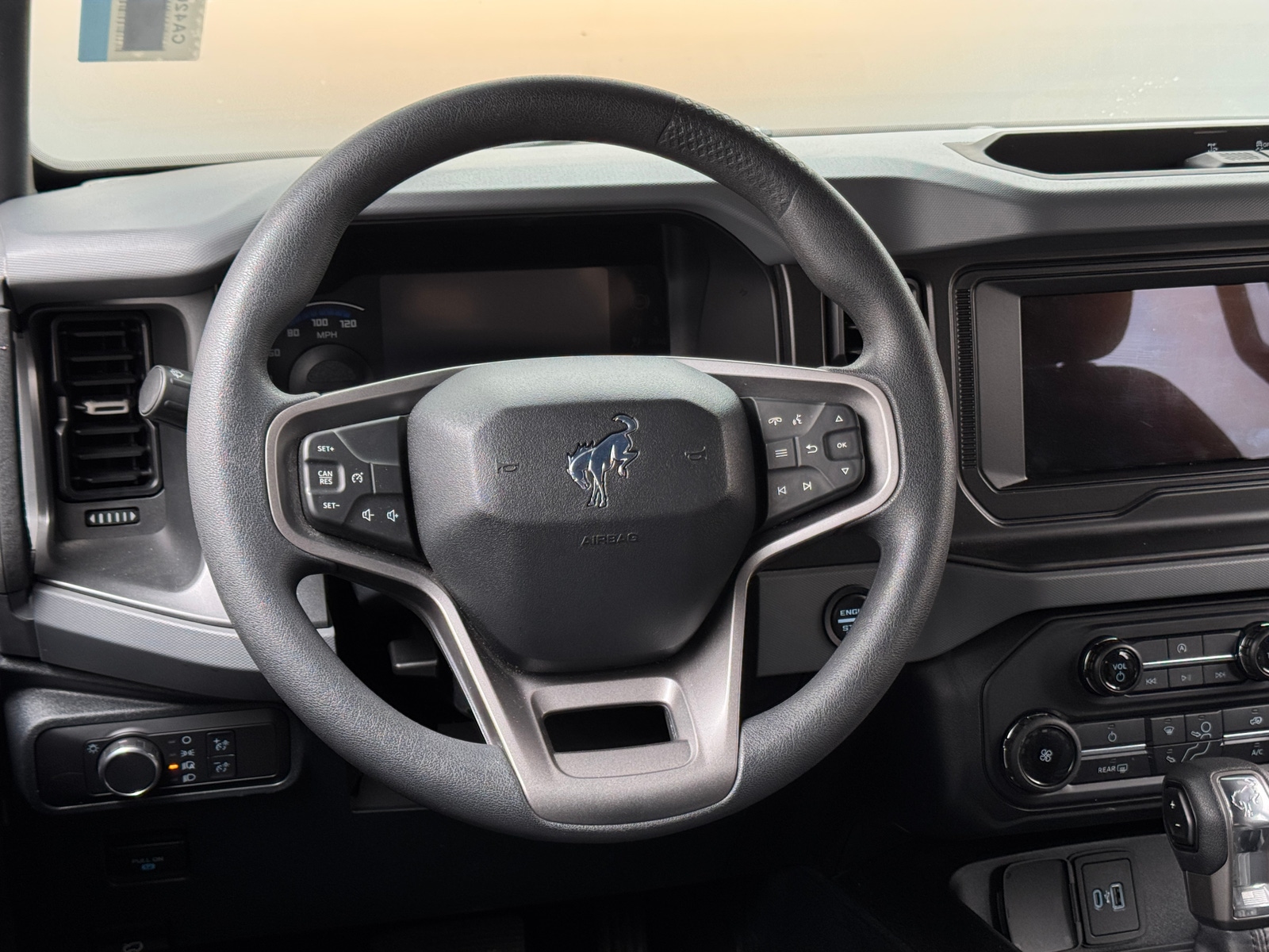 Thumbnail: 2022 Ford Bronco - 5