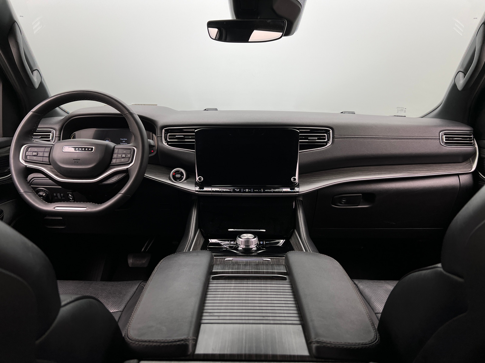 Thumbnail: 2024 Jeep Wagoneer - 2