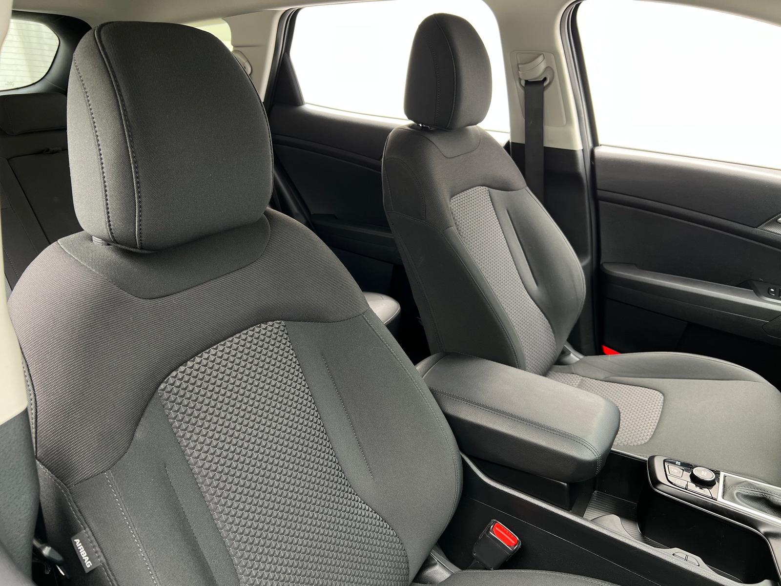 Thumbnail: 2025 Kia Sportage - 2