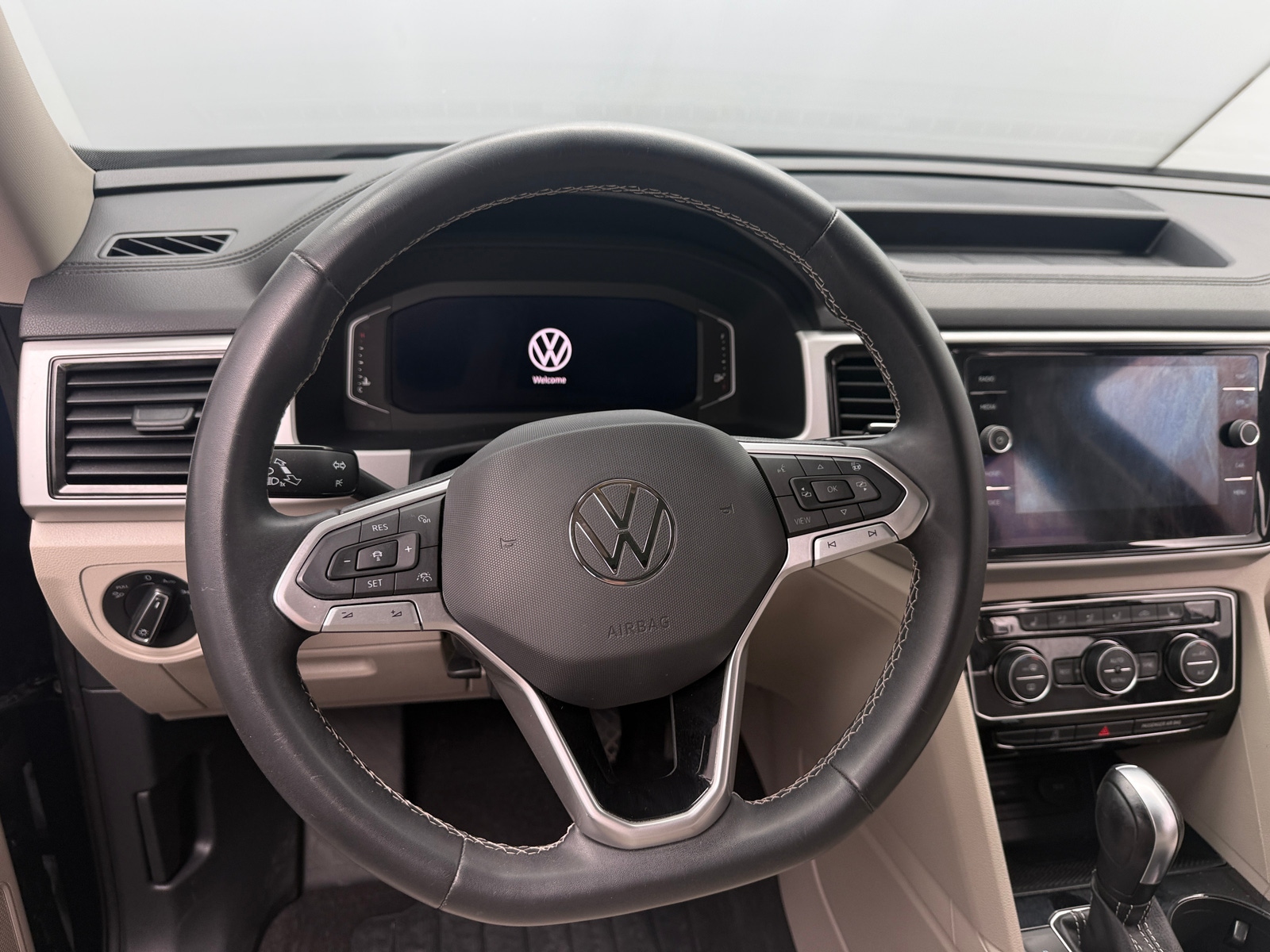 Thumbnail: 2021 Volkswagen Atlas - 4