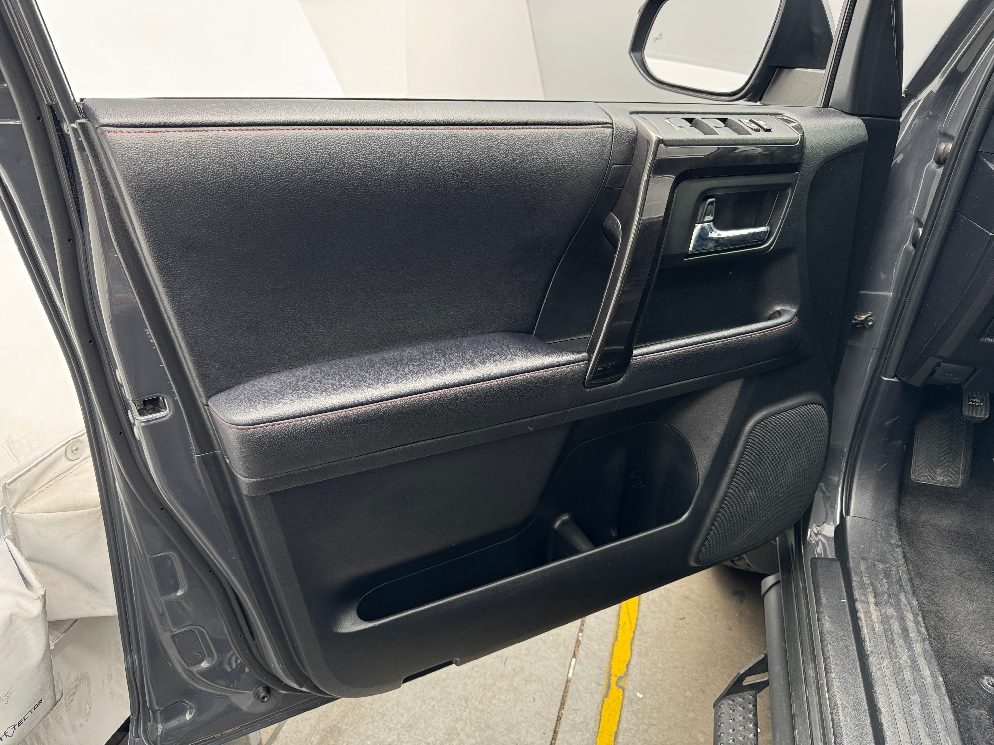 2024 Toyota 4Runner TRD Off-Road Premium - Photo 2