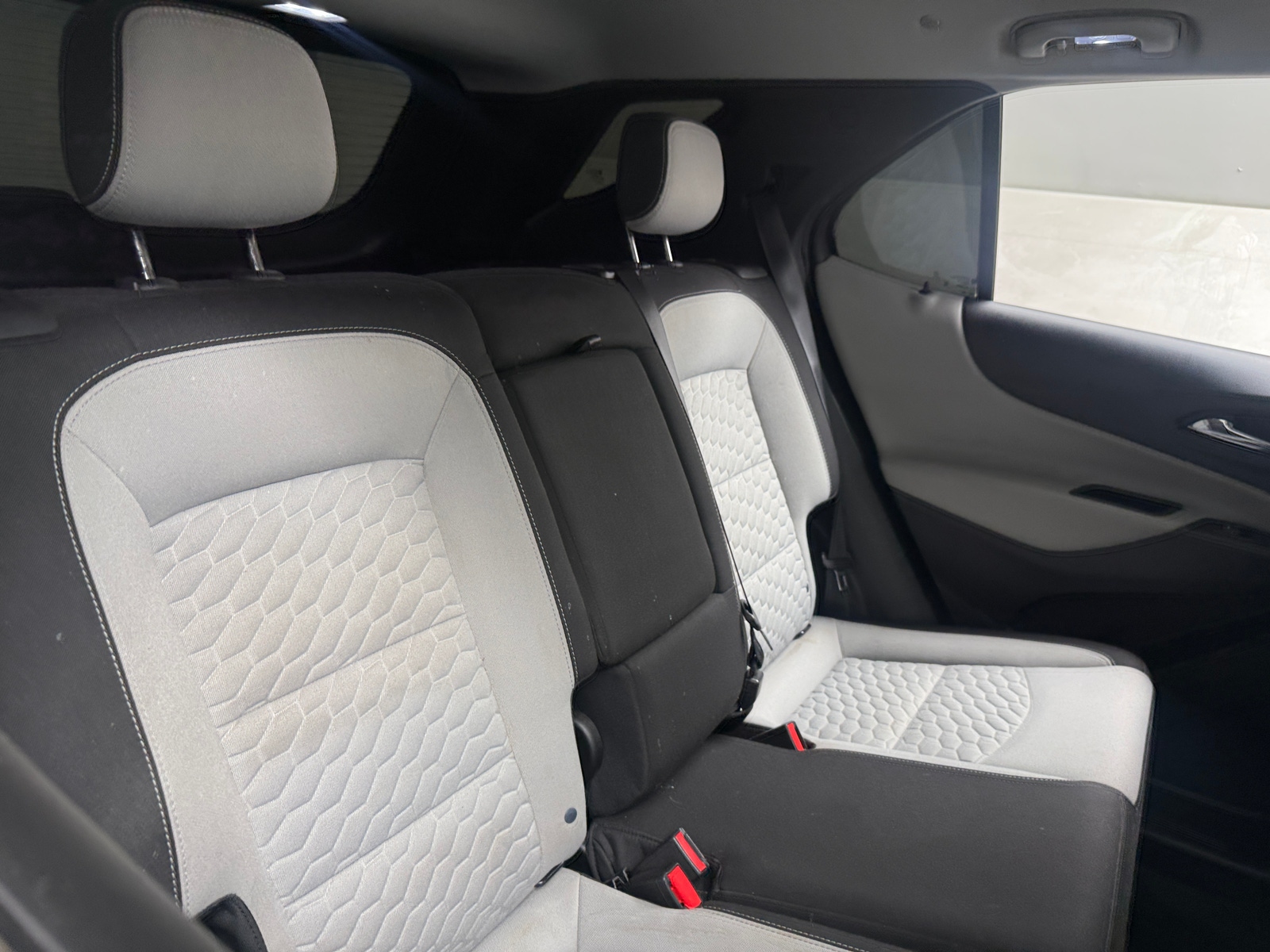 Thumbnail: 2020 Chevrolet Equinox - 6