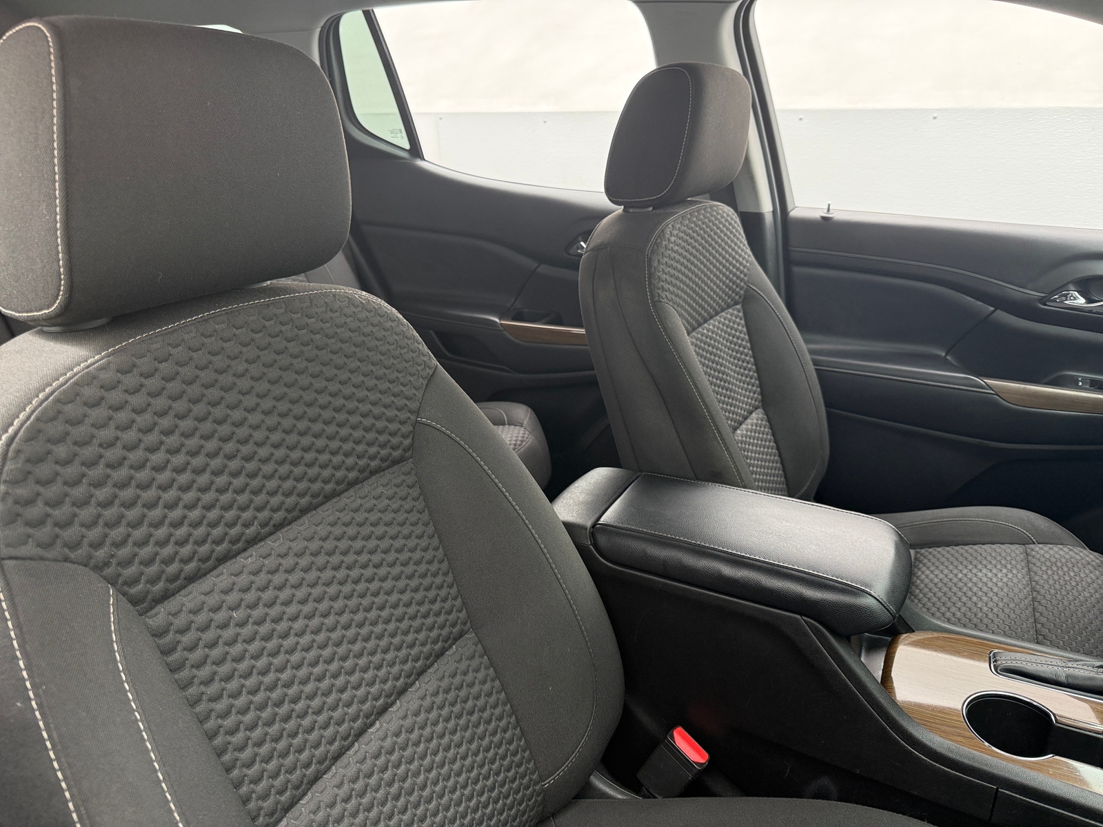 Thumbnail: 2019 GMC Acadia - 2