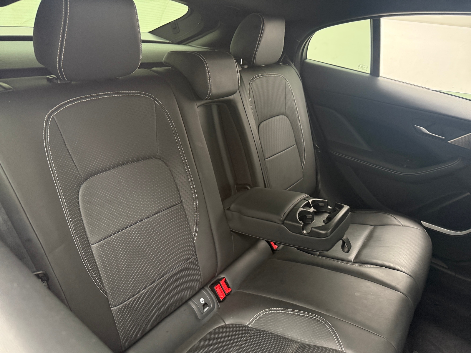 Thumbnail: 2020 Jaguar I-Pace - 5