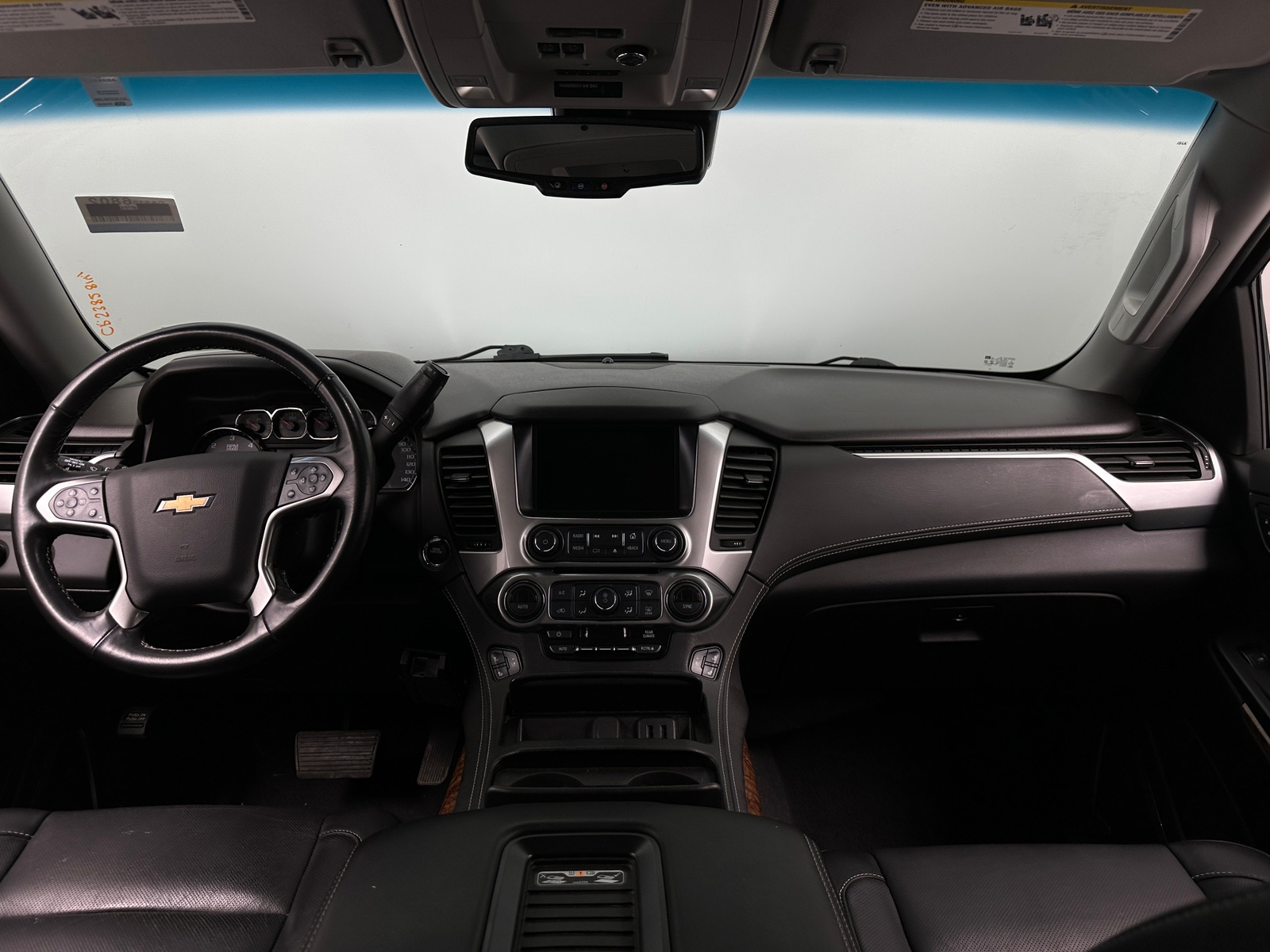Thumbnail: 2019 Chevrolet Tahoe - 2