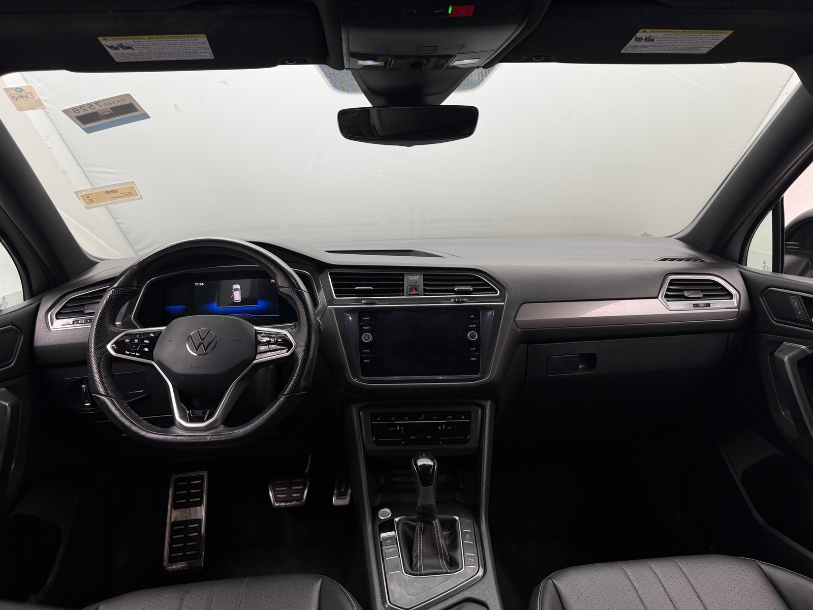 Thumbnail: 2023 Volkswagen Tiguan - 2