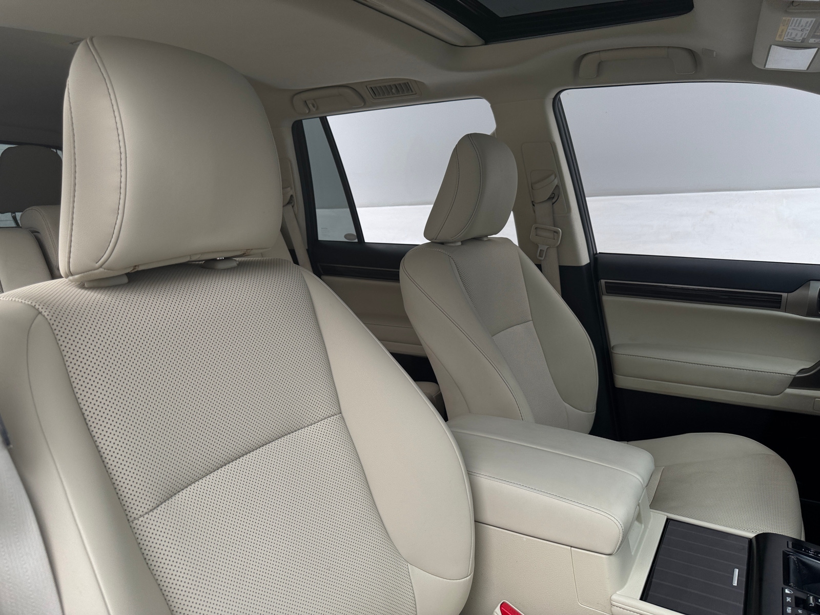 Thumbnail: 2020 Lexus GX - 2
