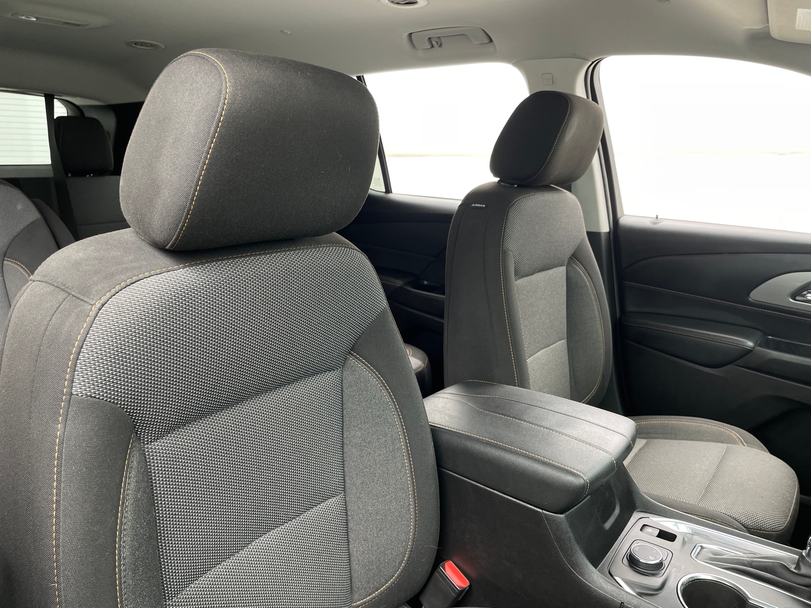 Thumbnail: 2021 Chevrolet Traverse - 2