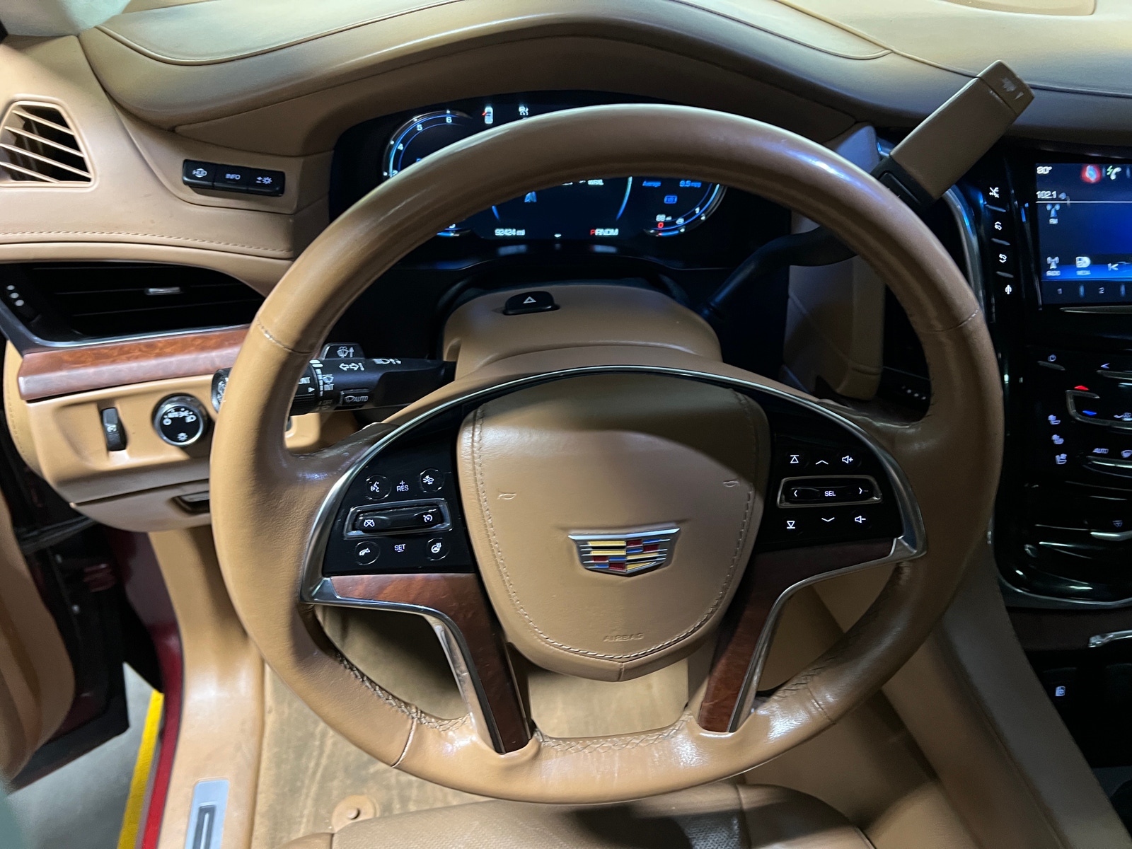 Thumbnail: 2016 Cadillac Escalade - 4