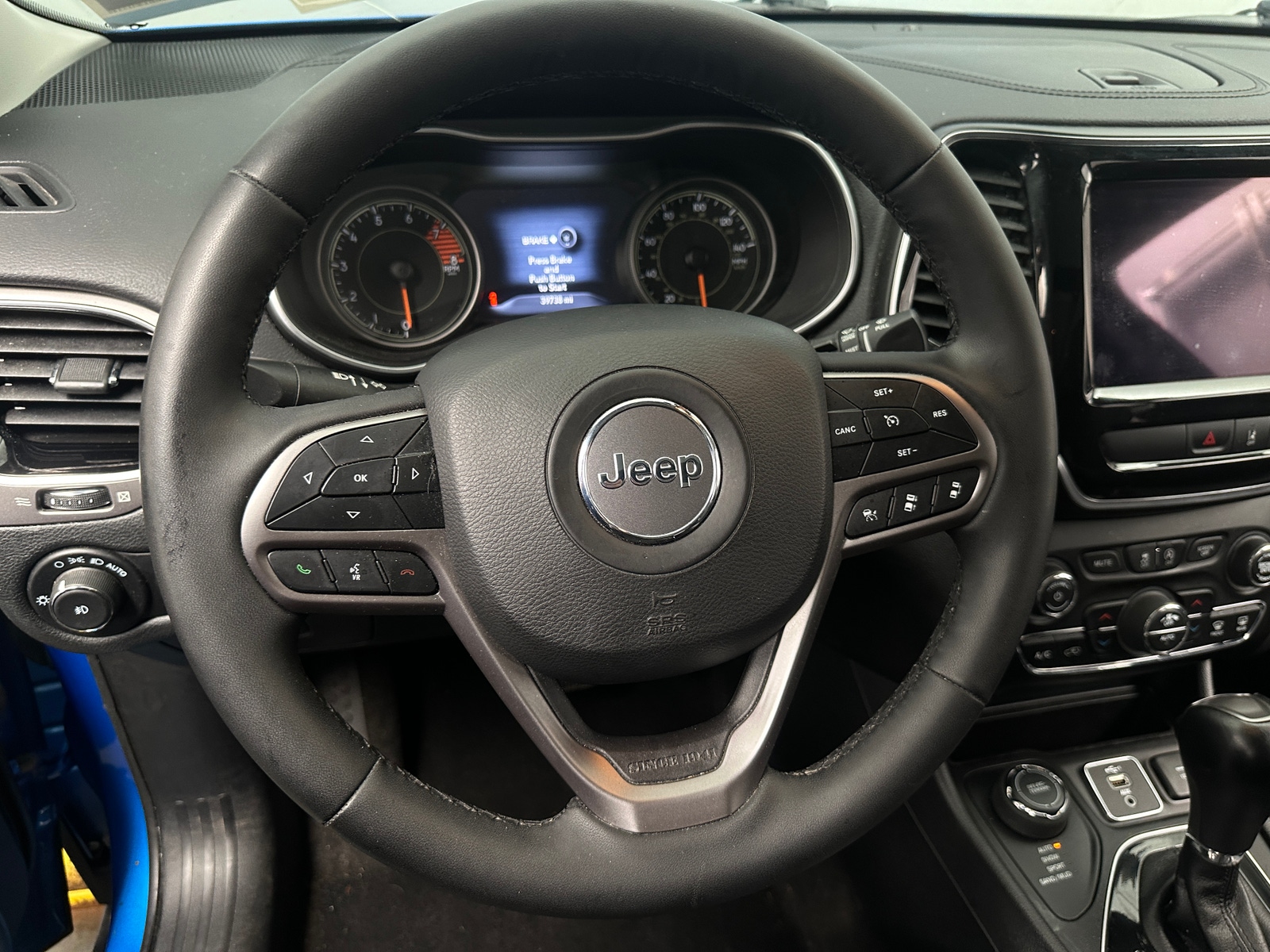 Thumbnail: 2022 Jeep Cherokee - 4