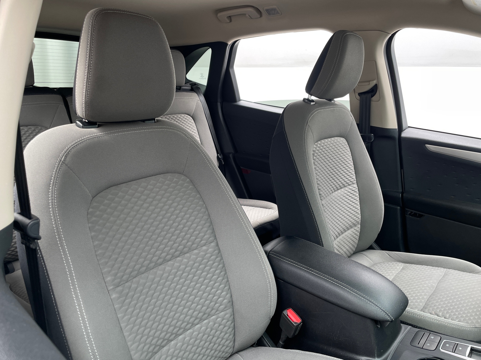Thumbnail: 2020 Ford Escape - 2