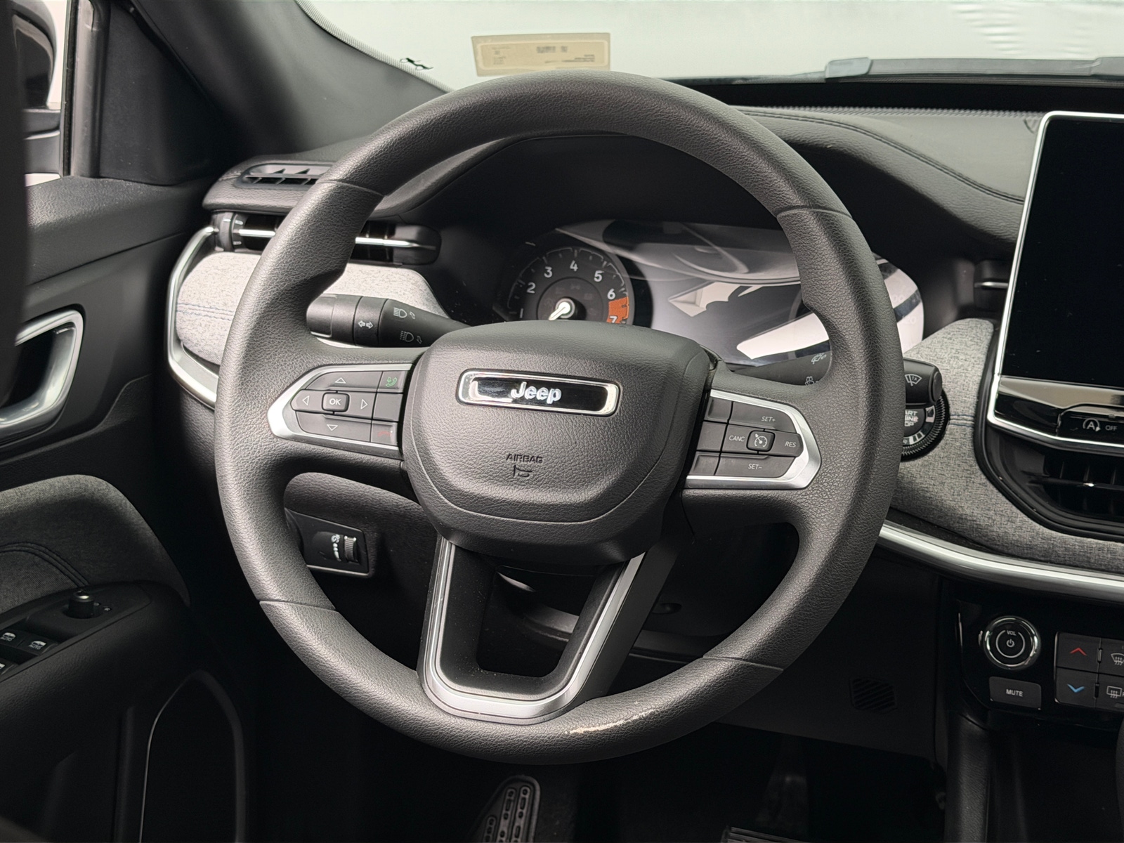 Thumbnail: 2024 Jeep Compass - 5