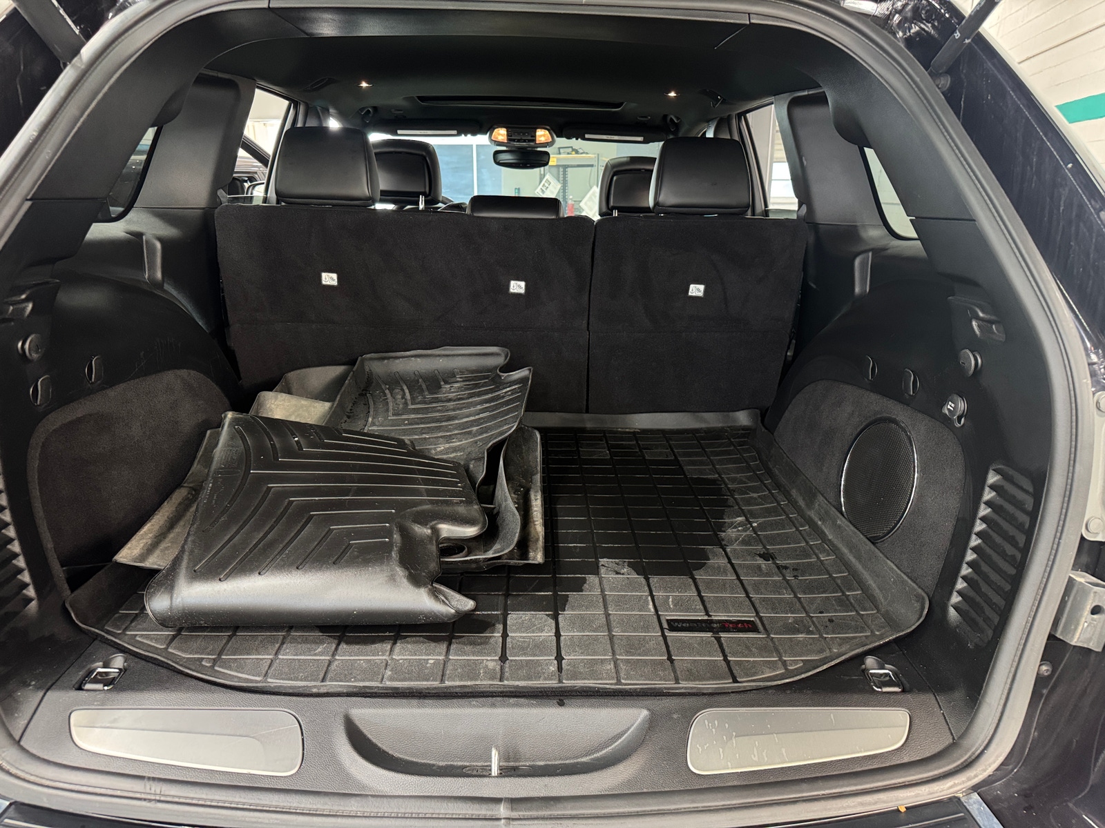 Thumbnail: 2019 Jeep Grand Cherokee - 6