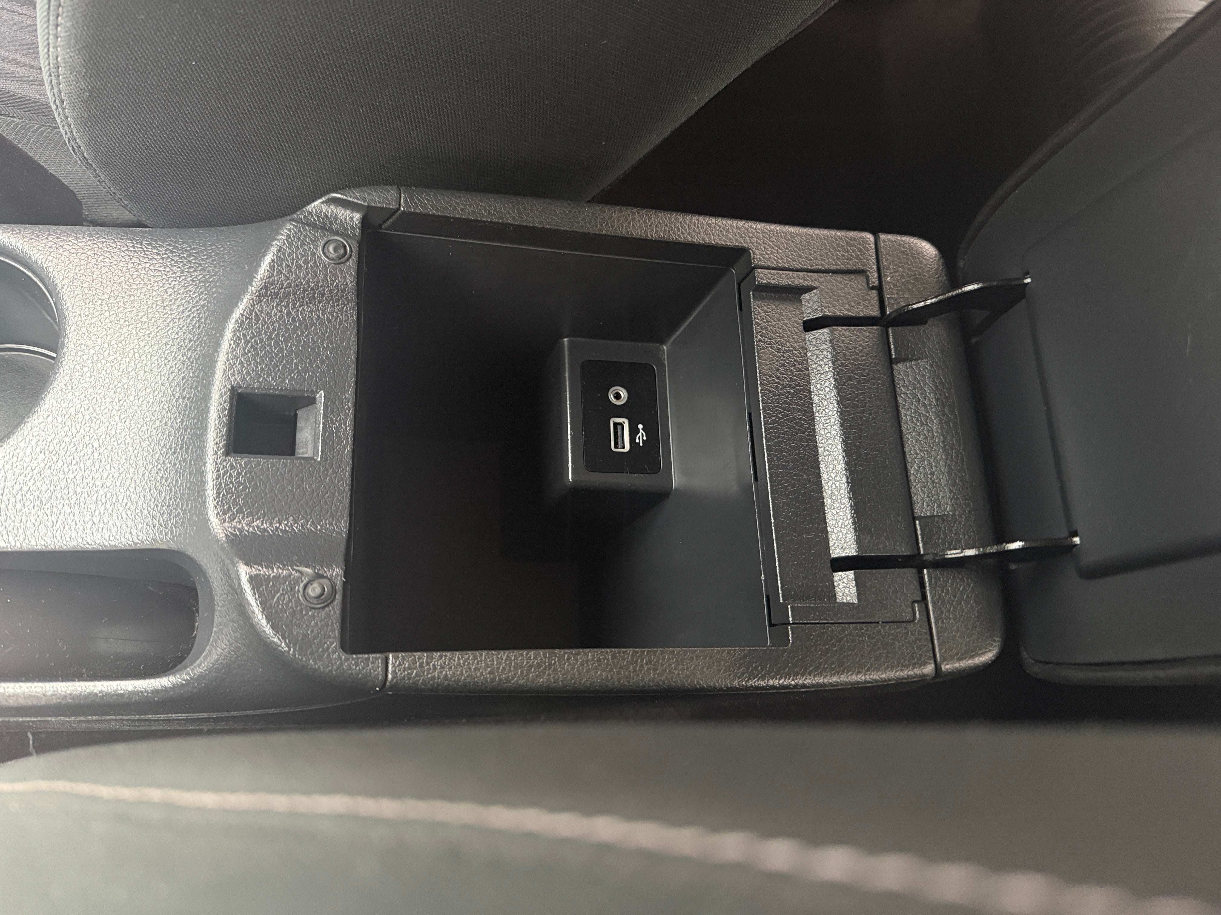 2019 Nissan Sentra SV - Photo 12
