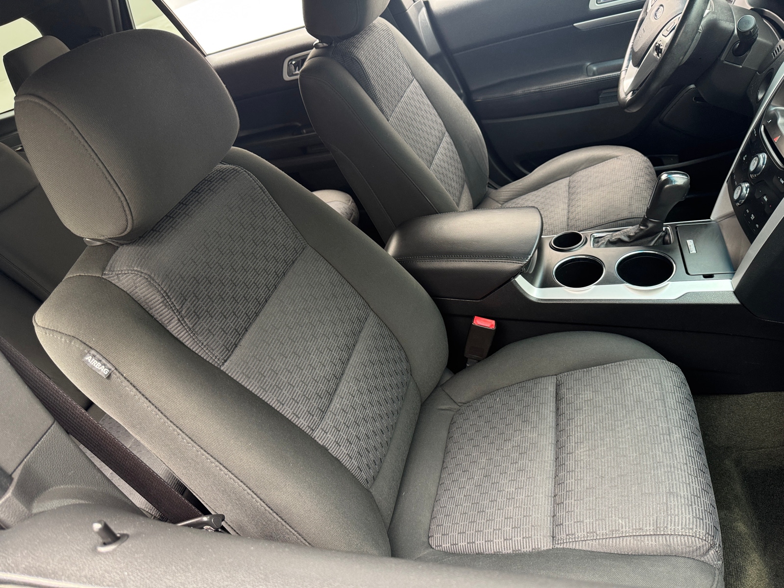 Thumbnail: 2014 Ford Explorer - 2
