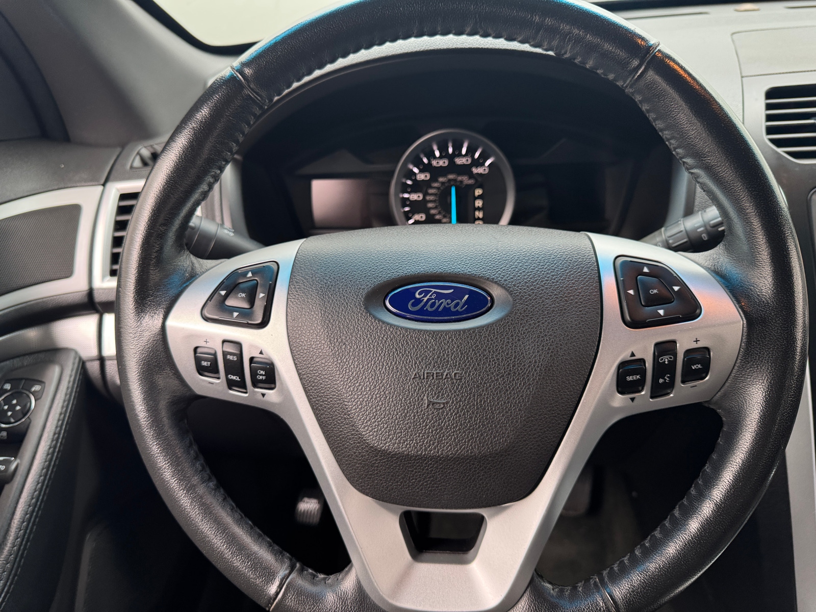 Thumbnail: 2014 Ford Explorer - 5