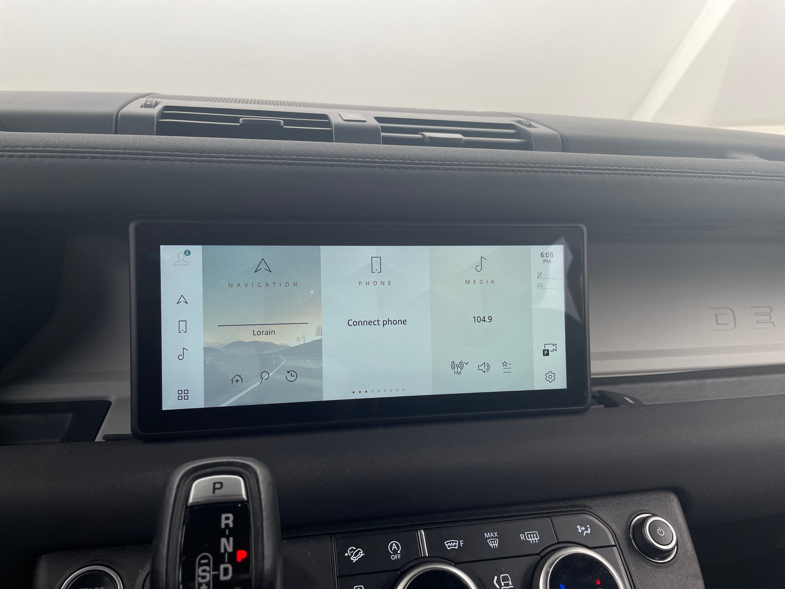 Thumbnail: 2021 Land Rover Defender - 3