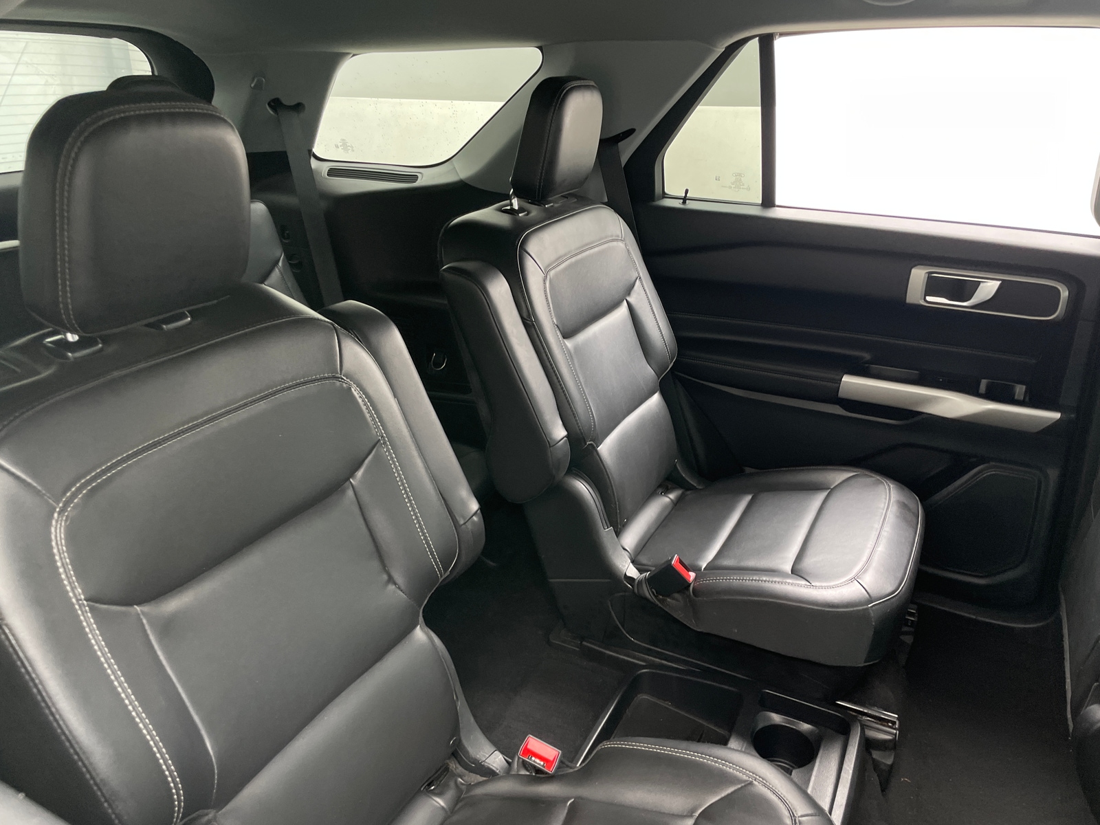 Thumbnail: 2021 Ford Explorer - 6