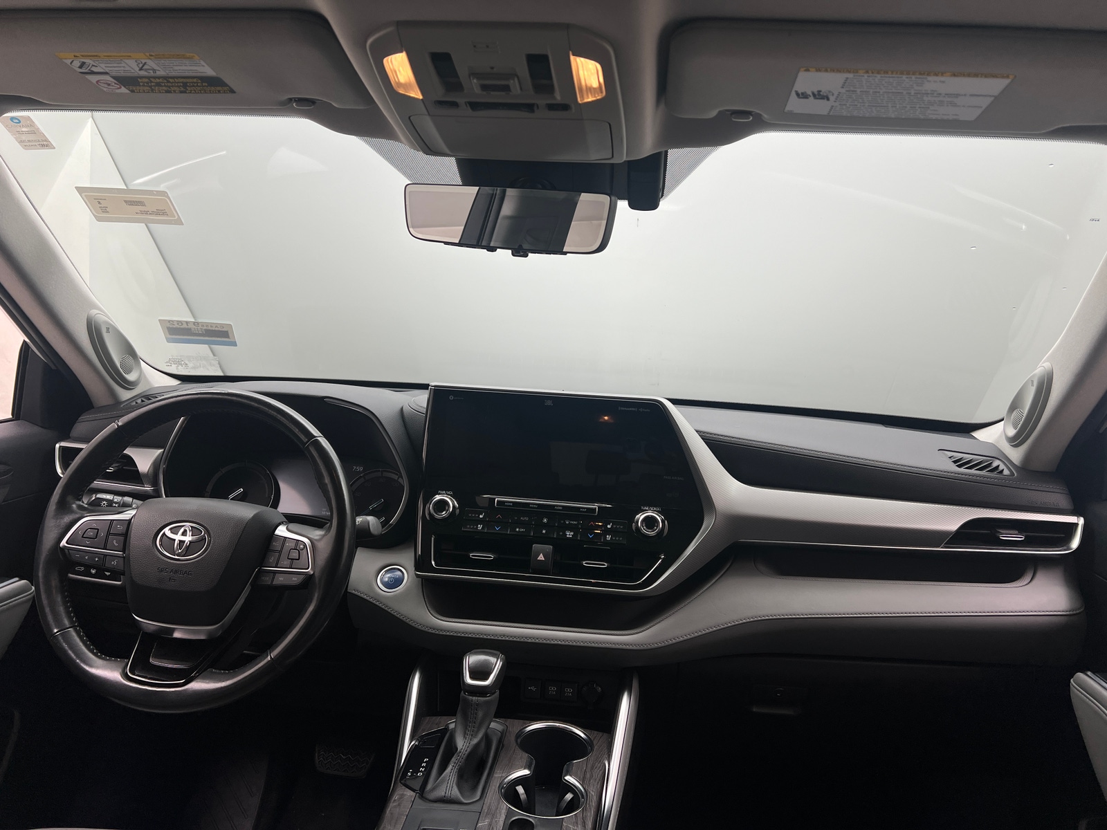 Thumbnail: 2020 Toyota Highlander - 2