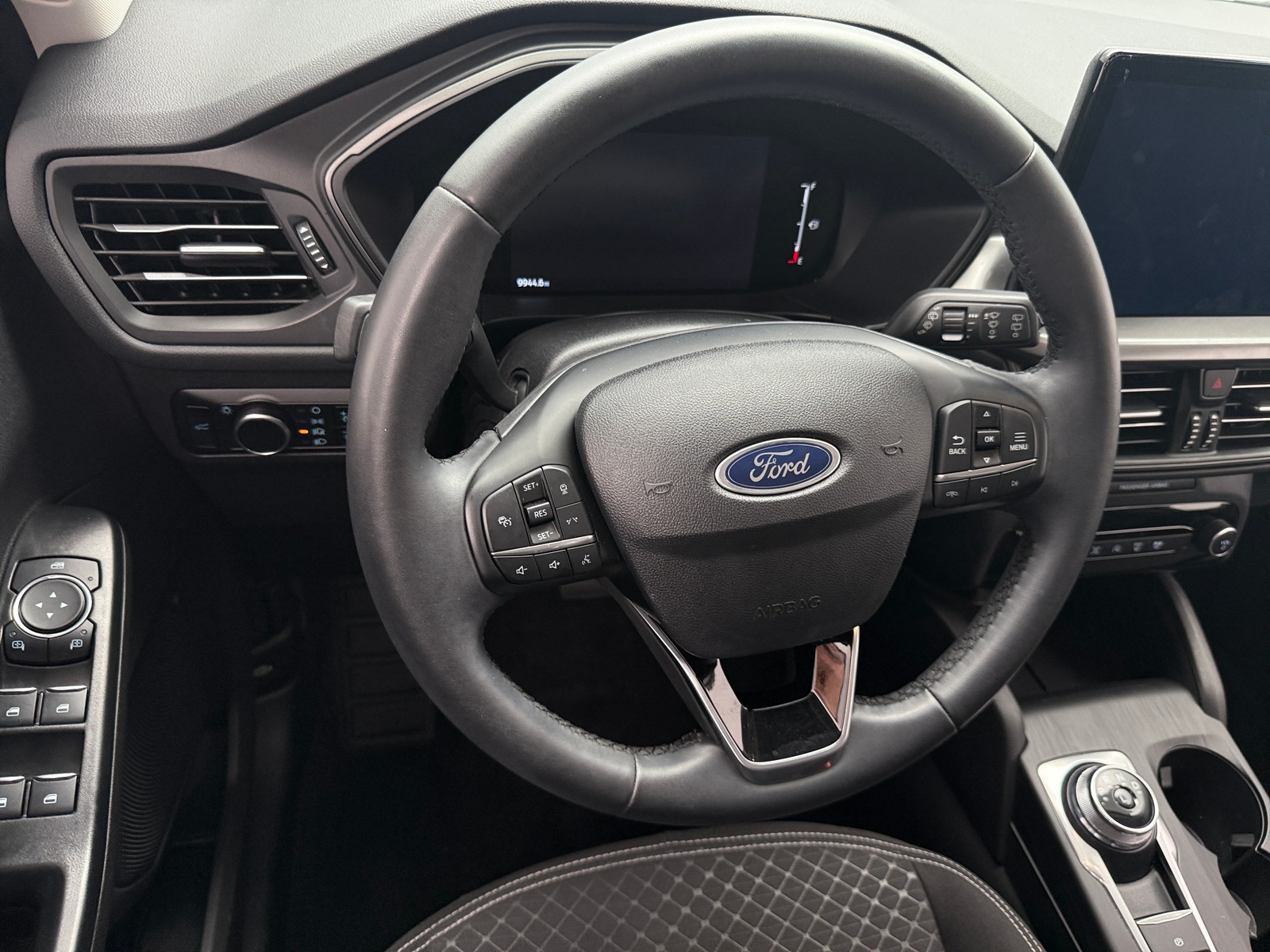 Thumbnail: 2023 Ford Escape - 5