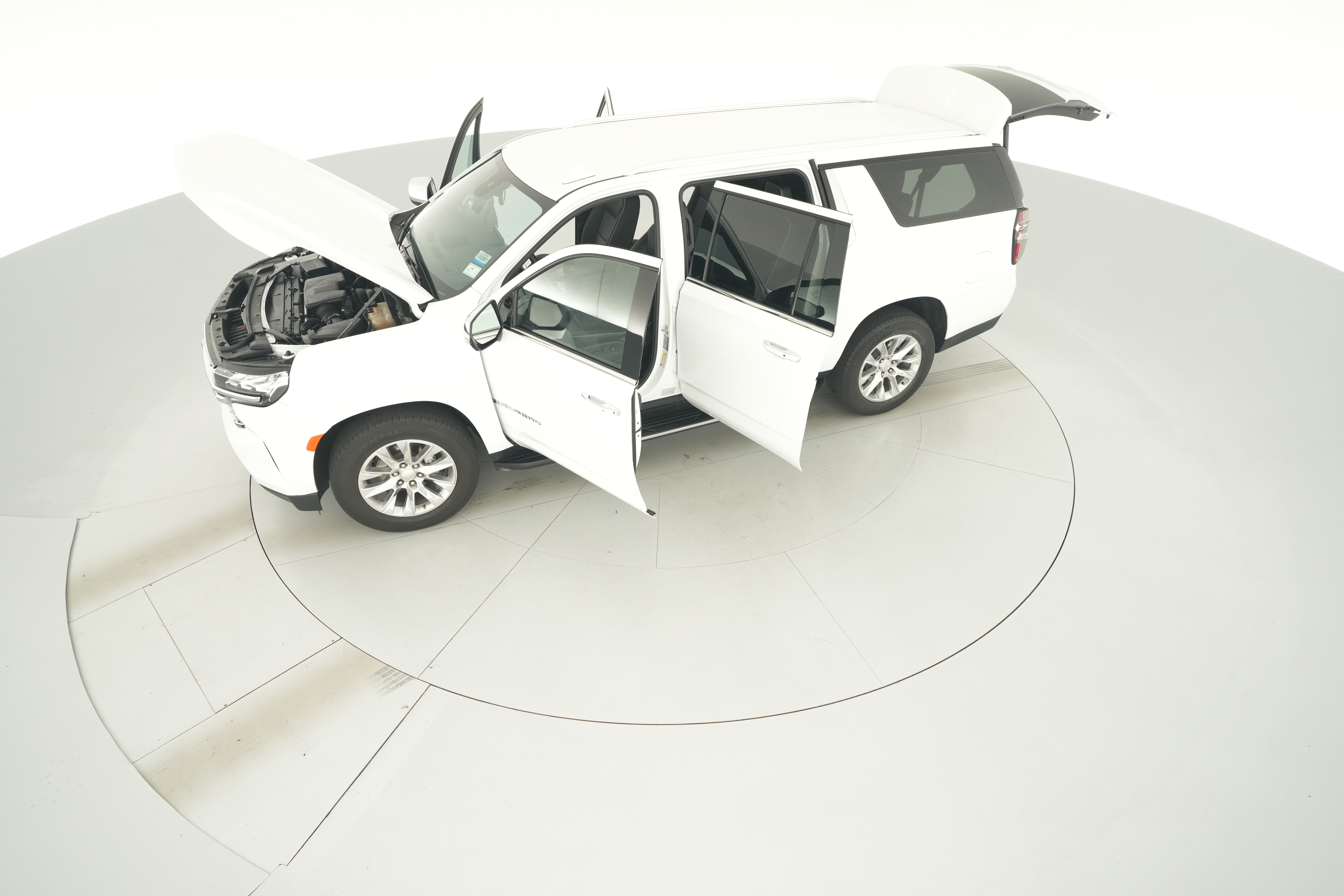 2023 Chevrolet Suburban Premier - Photo 29