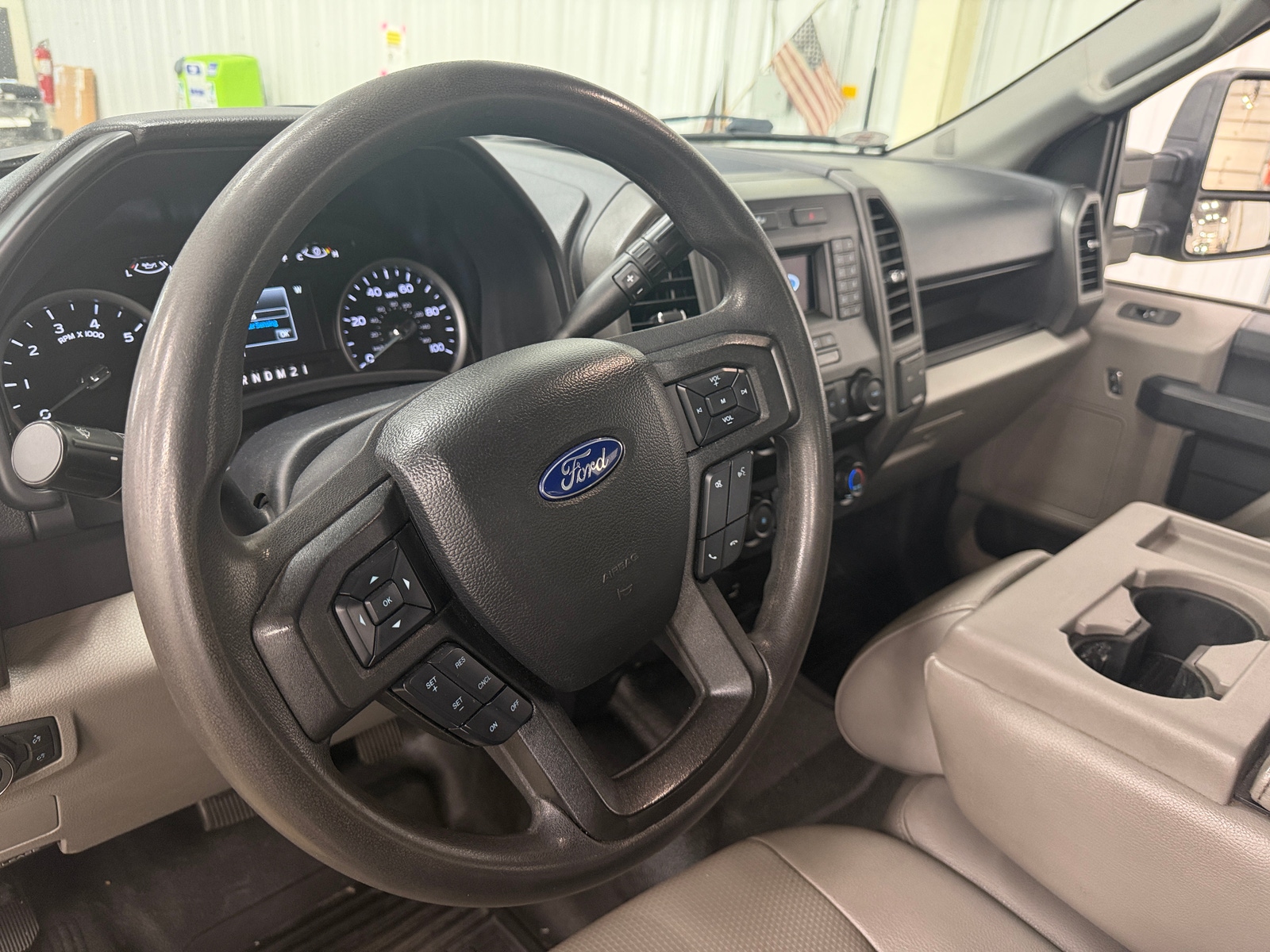 Thumbnail: 2022 Ford Econoline - 5