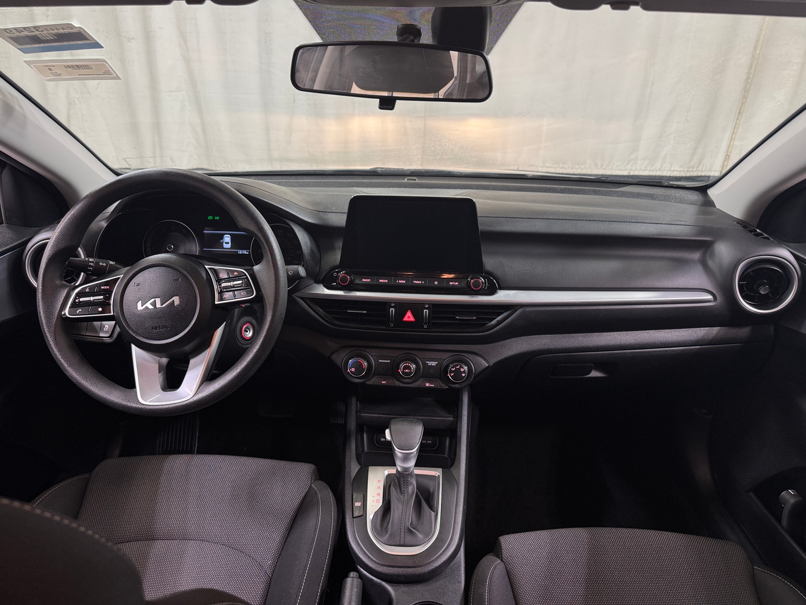 Thumbnail: 2023 Kia Forte - 3