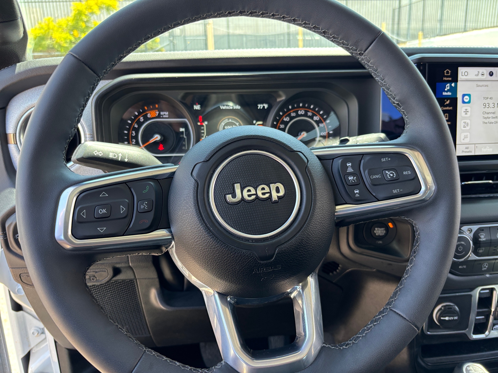 Thumbnail: 2025 Jeep Wrangler - 4
