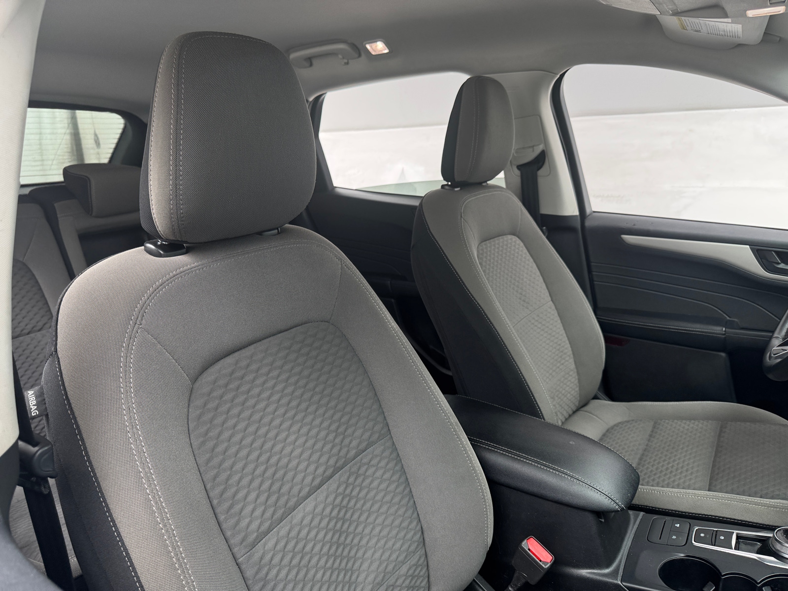 Thumbnail: 2022 Ford Escape - 2
