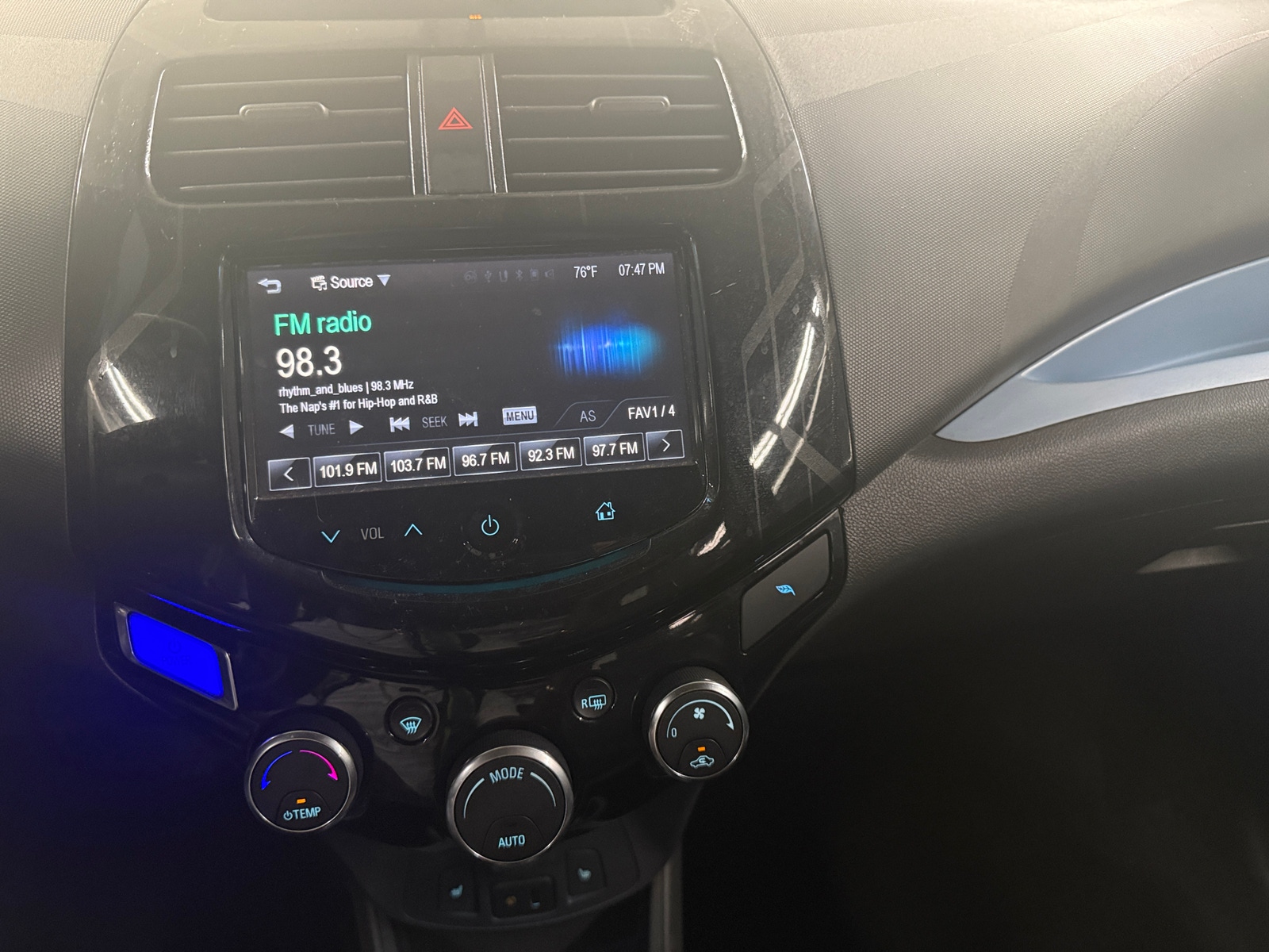 Thumbnail: 2014 Chevrolet Spark - 3