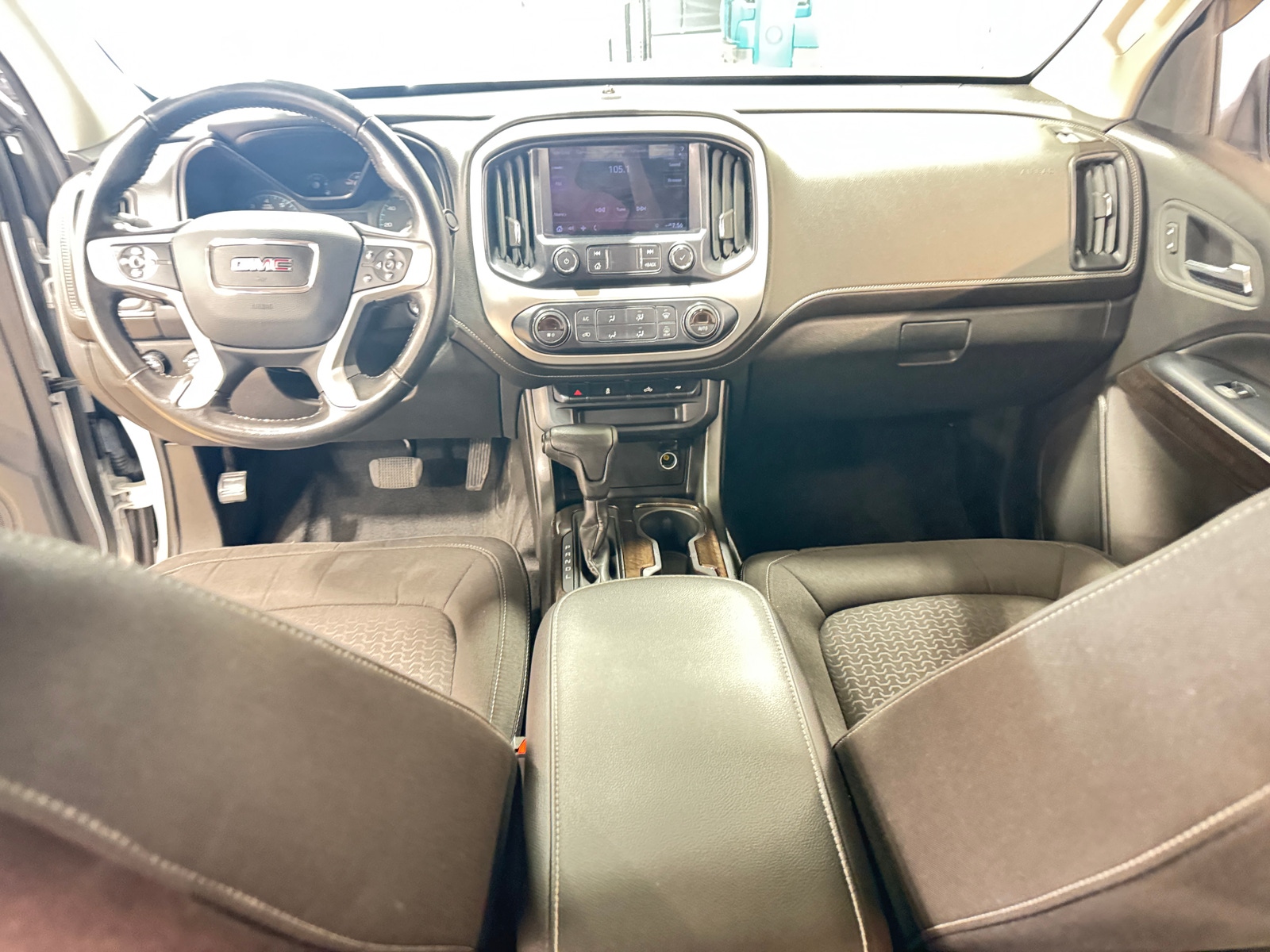 Thumbnail: 2021 GMC Canyon - 3