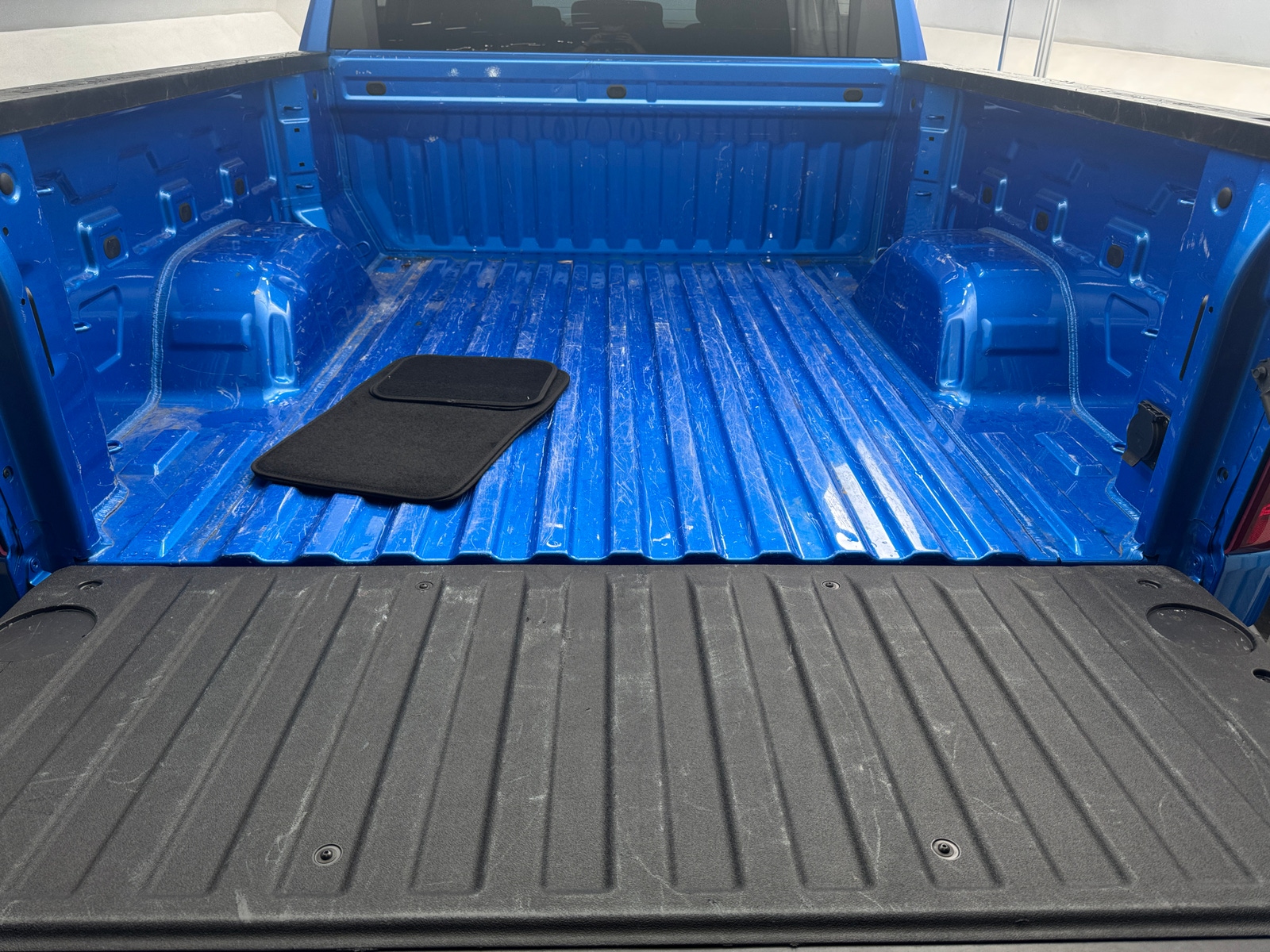 Thumbnail: 2026 Chevrolet Silverado 1500 - 7