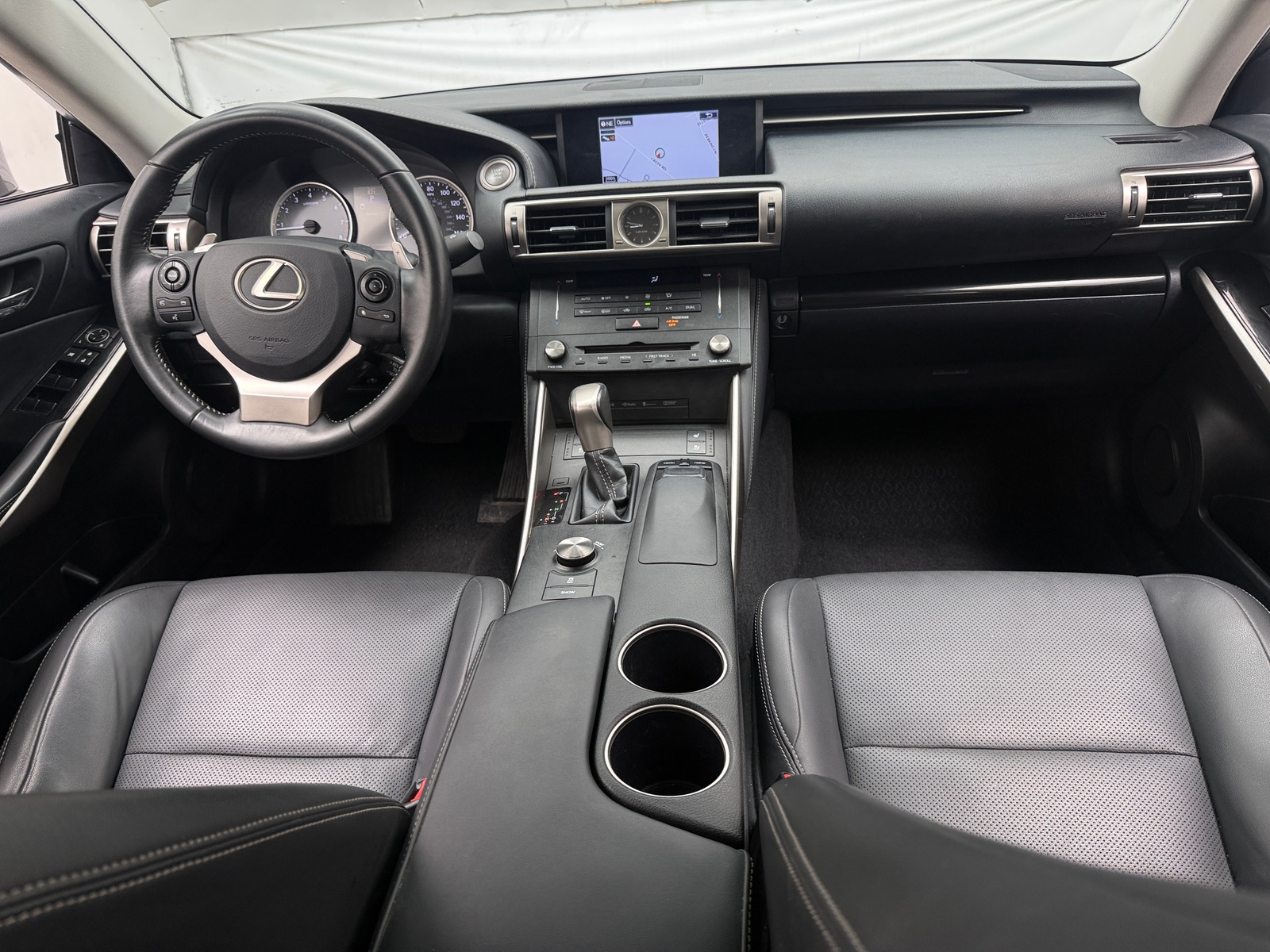 Thumbnail: 2015 Lexus IS - 2