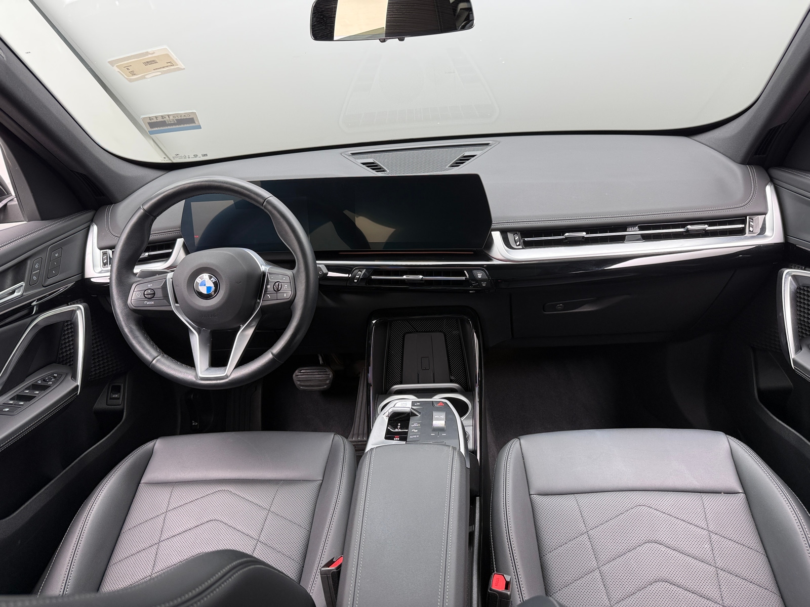 Thumbnail: 2026 BMW X1 - 2