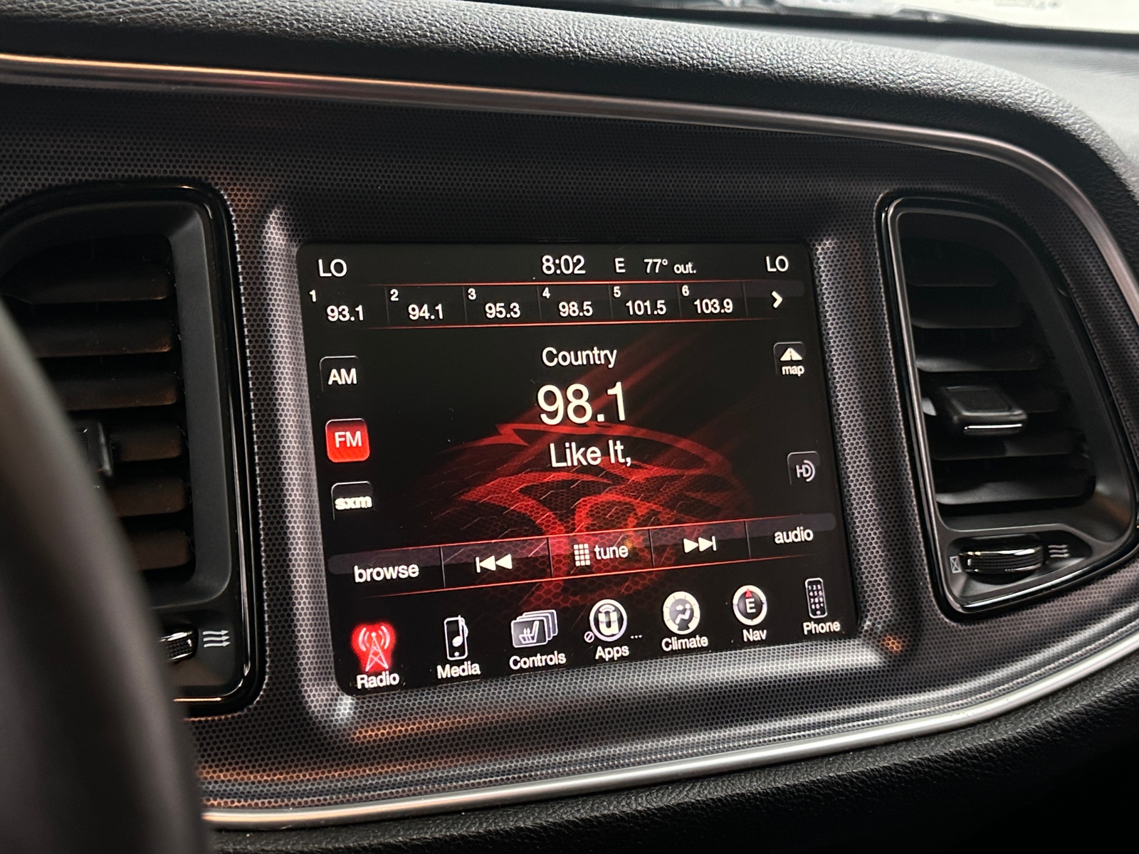 Thumbnail: 2015 Dodge Challenger - 2