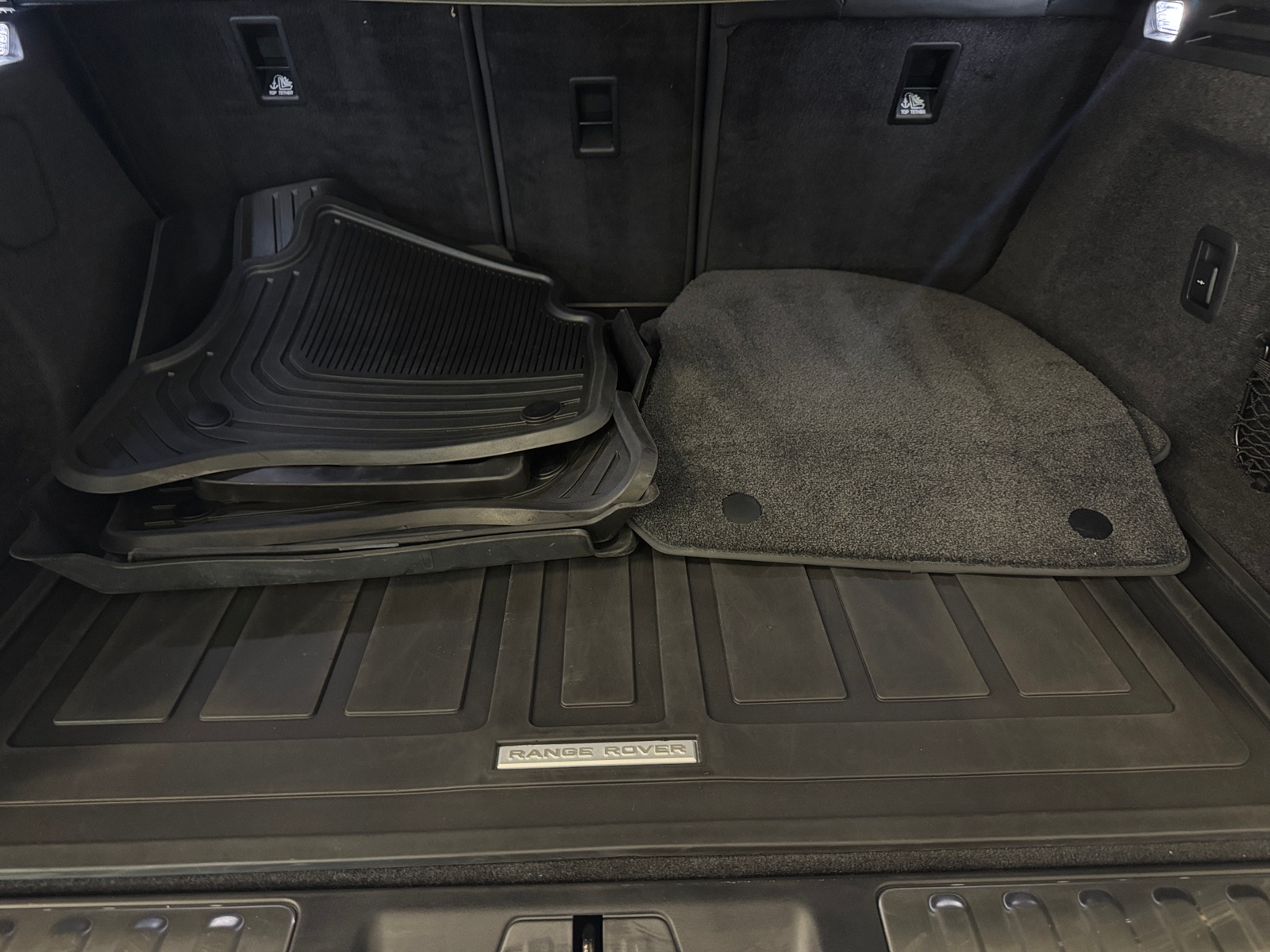 Thumbnail: 2024 Land Rover Range Rover Sport - 6