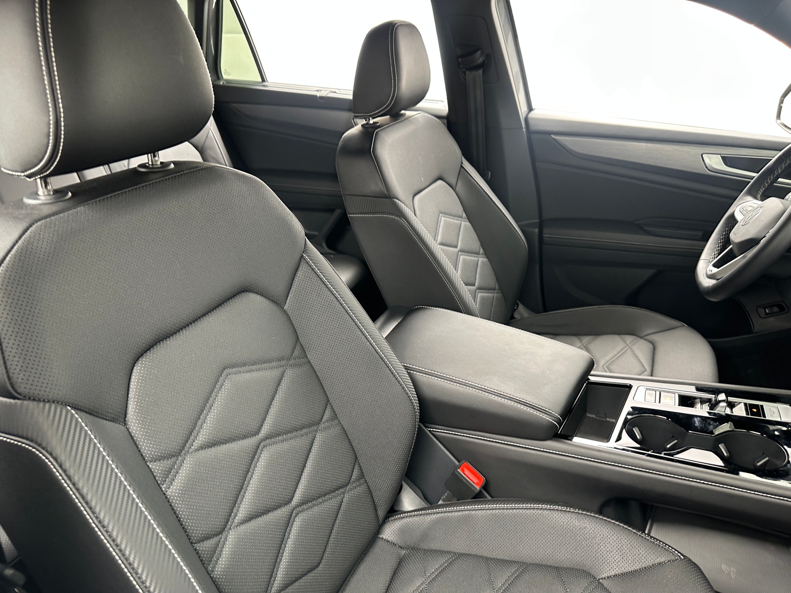 Thumbnail: 2026 Volkswagen Atlas - 2