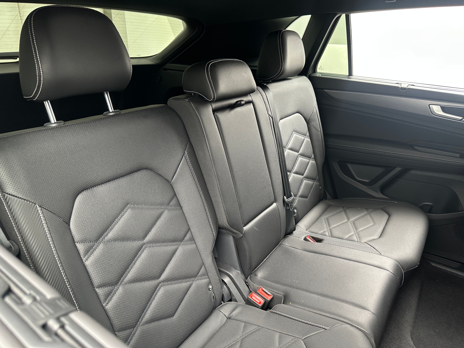 Thumbnail: 2026 Volkswagen Atlas - 6