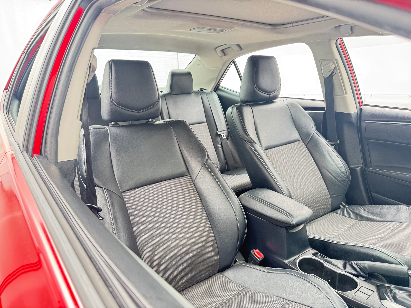 Thumbnail: 2014 Toyota Corolla - 2