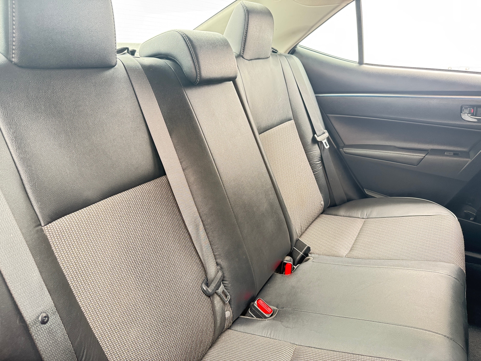 Thumbnail: 2014 Toyota Corolla - 6