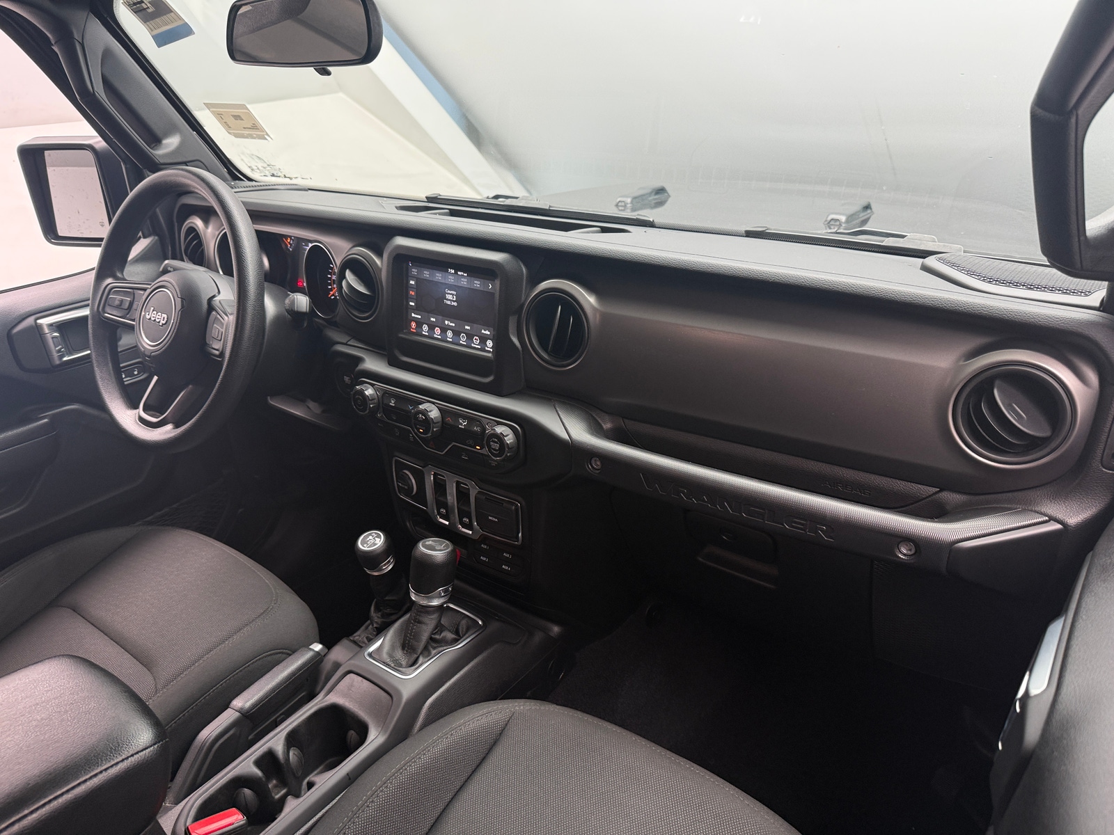 Thumbnail: 2022 Jeep Wrangler - 3
