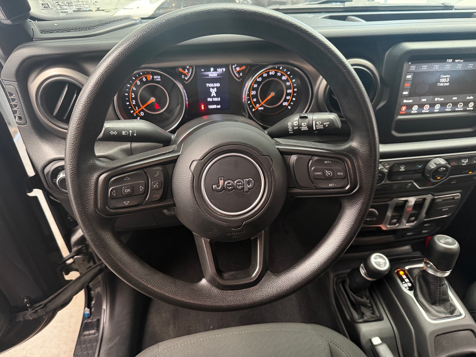 Thumbnail: 2022 Jeep Wrangler - 5