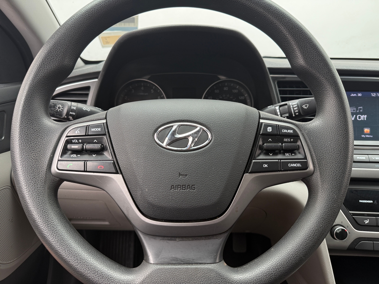 Thumbnail: 2018 Hyundai Elantra - 5