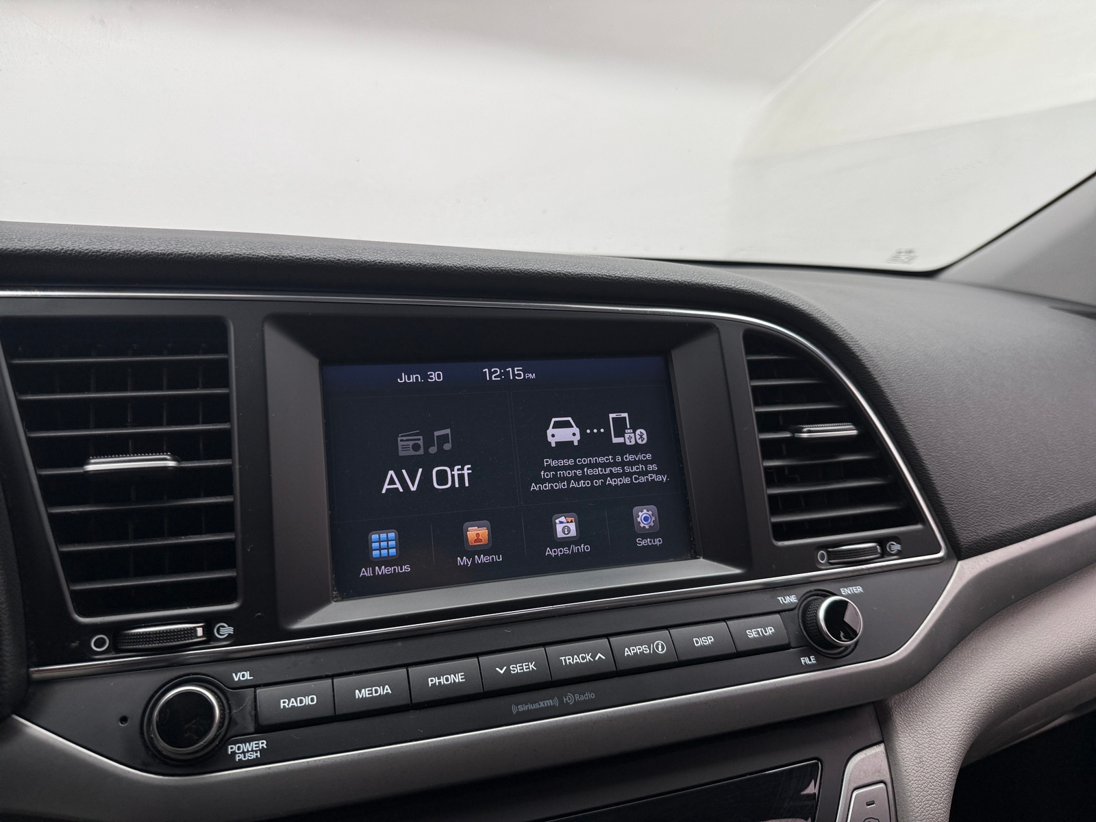 Thumbnail: 2018 Hyundai Elantra - 4
