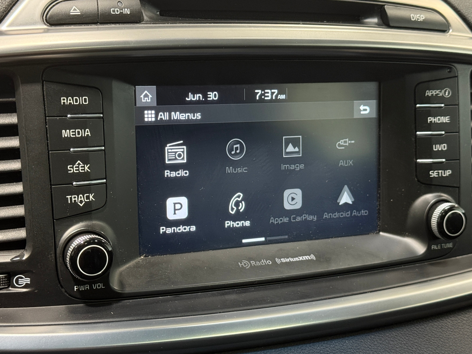 Thumbnail: 2018 Kia Sorento - 3