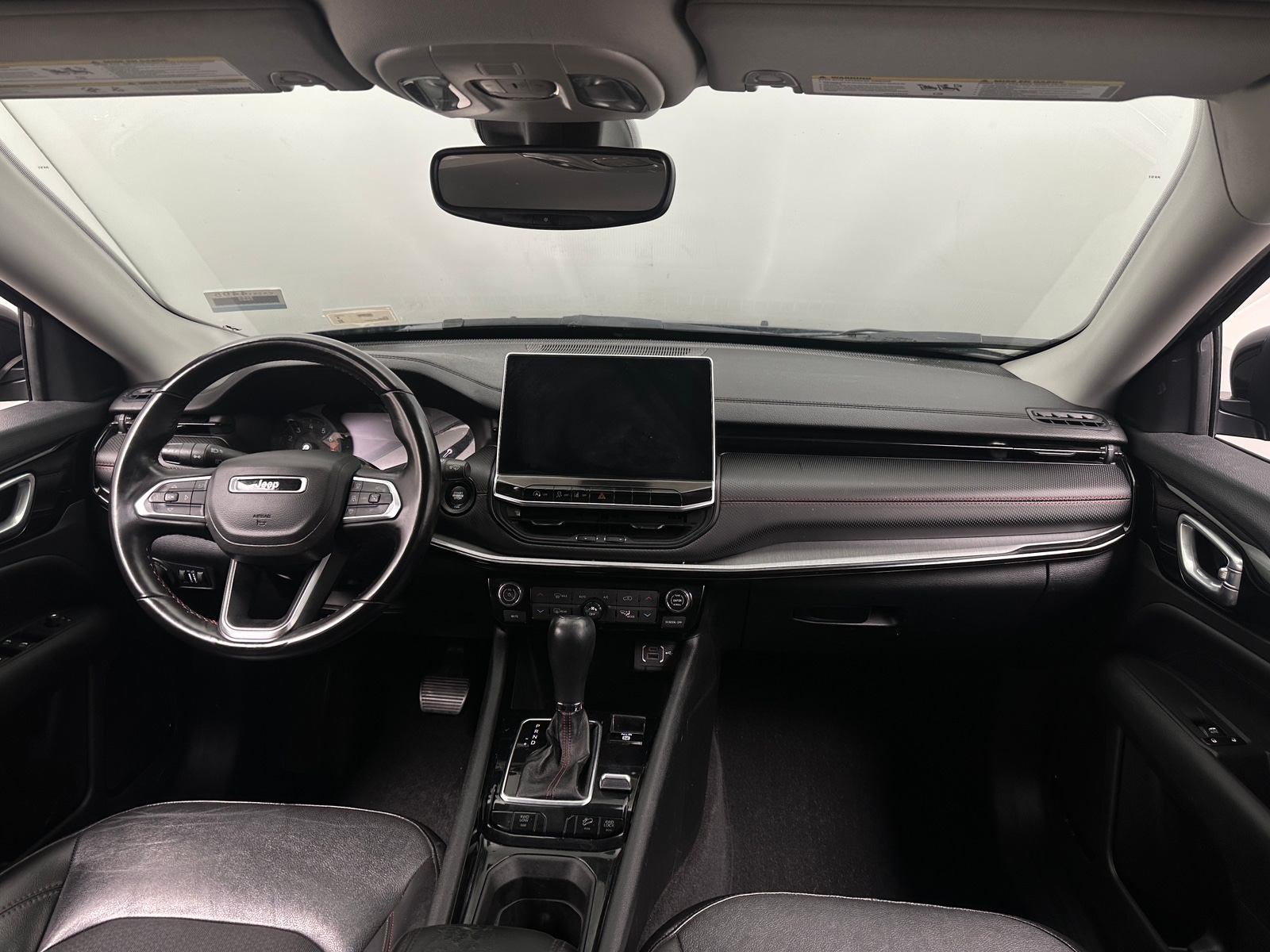 Thumbnail: 2022 Jeep Compass - 3