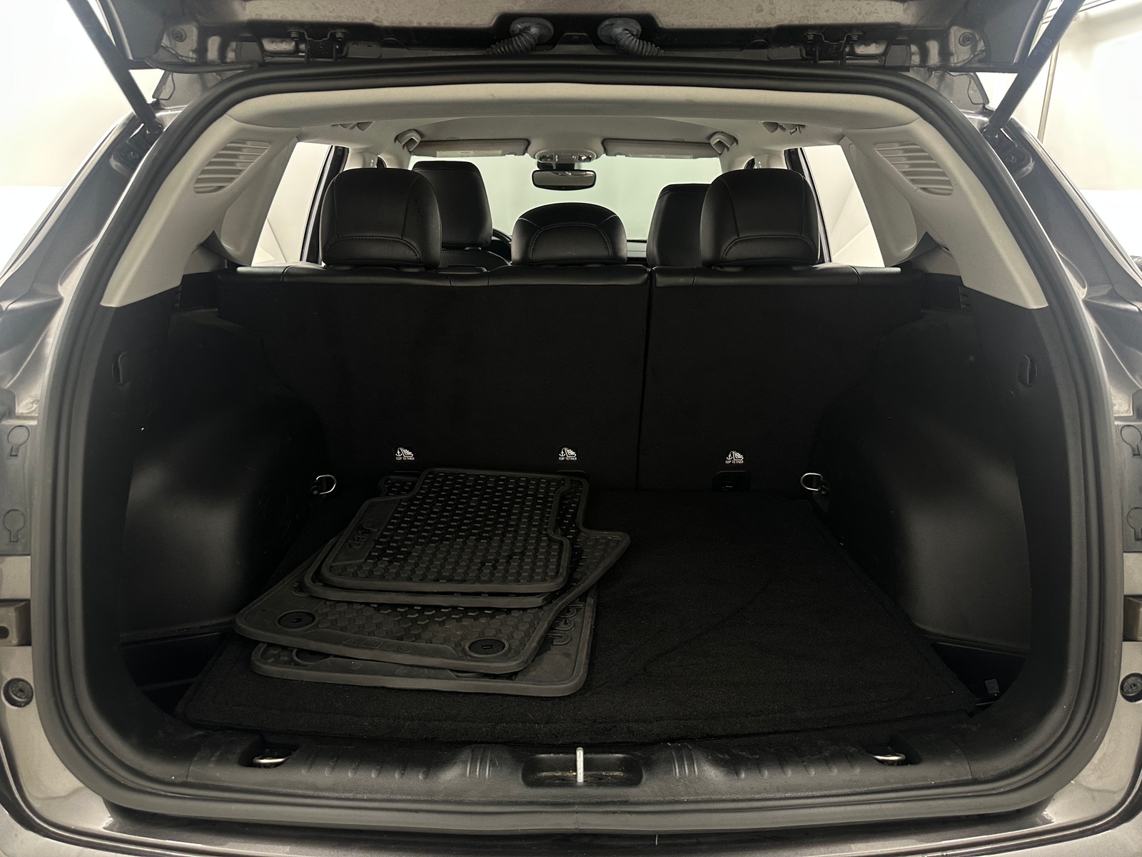 Thumbnail: 2022 Jeep Compass - 7