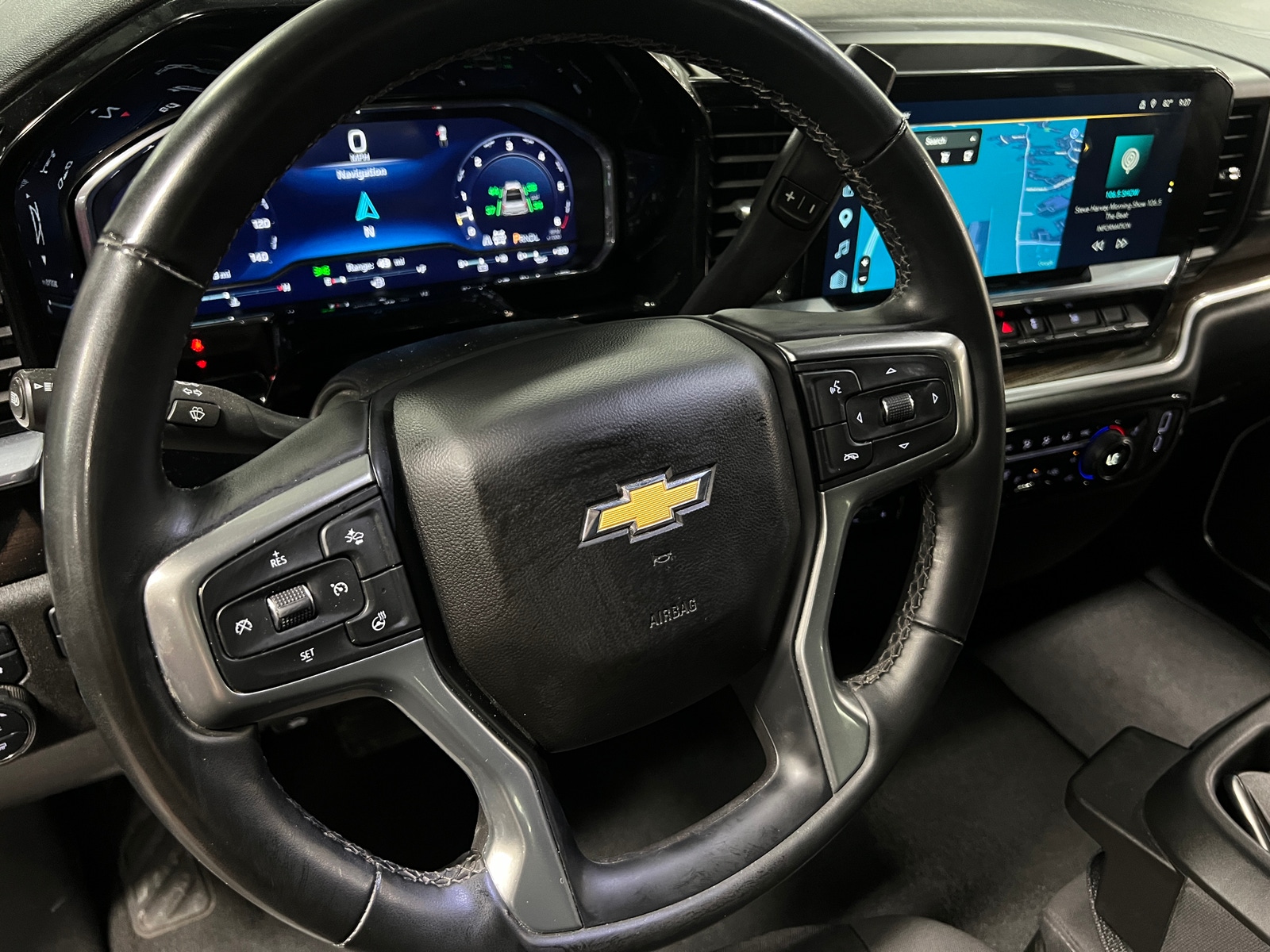 Thumbnail: 2025 Chevrolet Silverado 1500 - 5